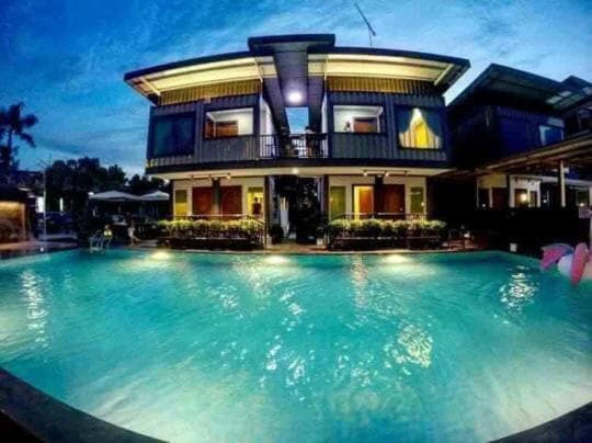 Kluang Container Swimming Pool Hotel photo 3