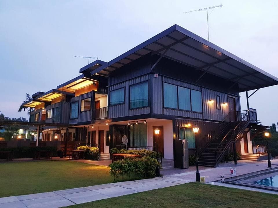 Kluang Container Swimming Pool Hotel photo 8