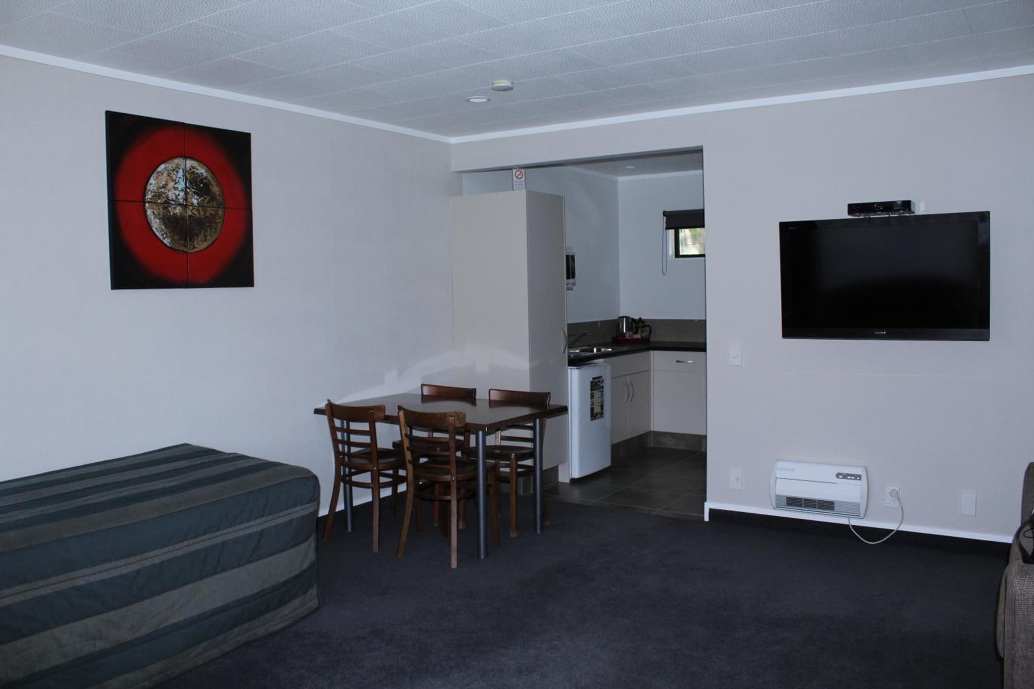 Rose City Motel photo 6