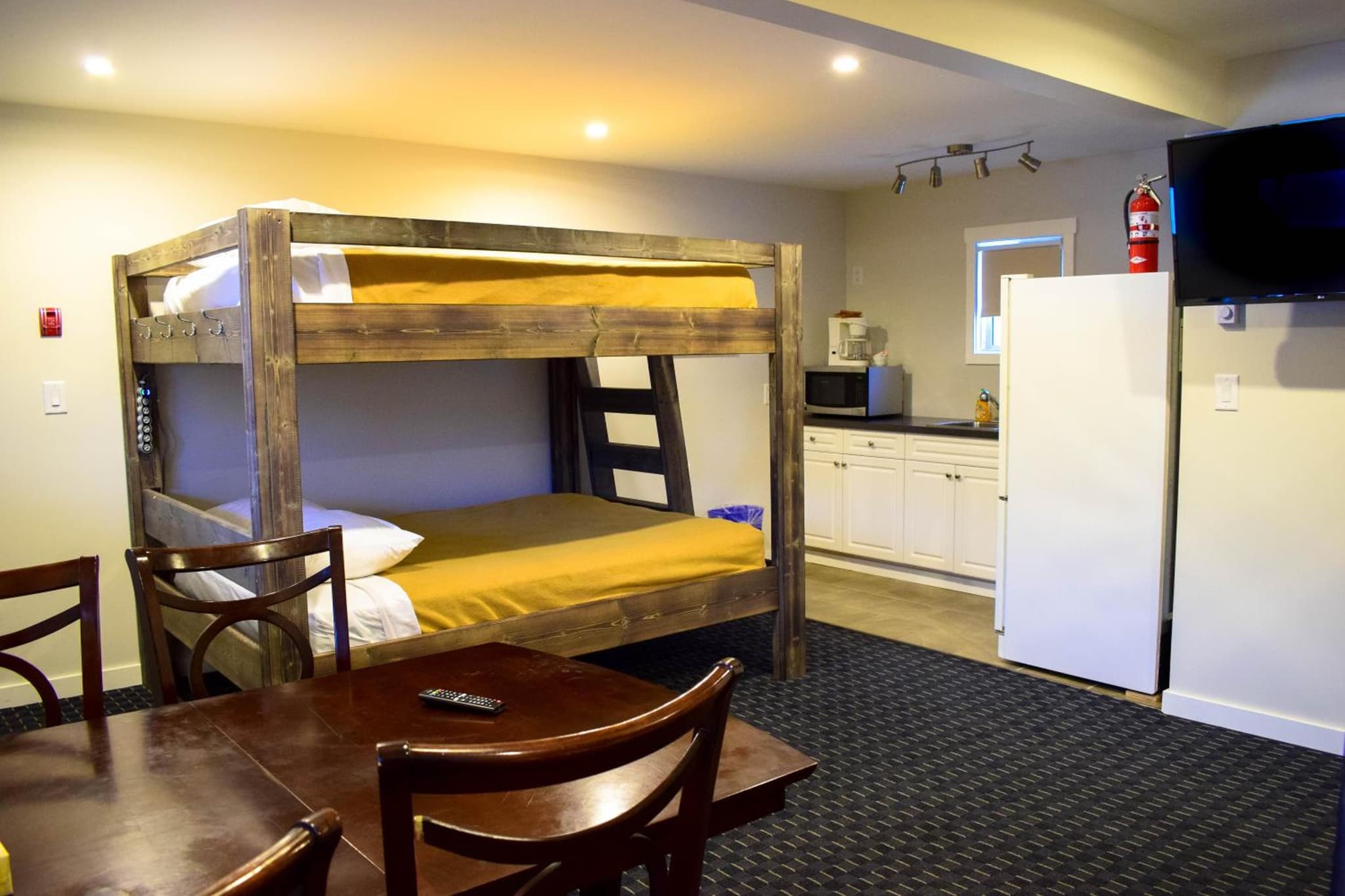 Peaks Lodge photo 5