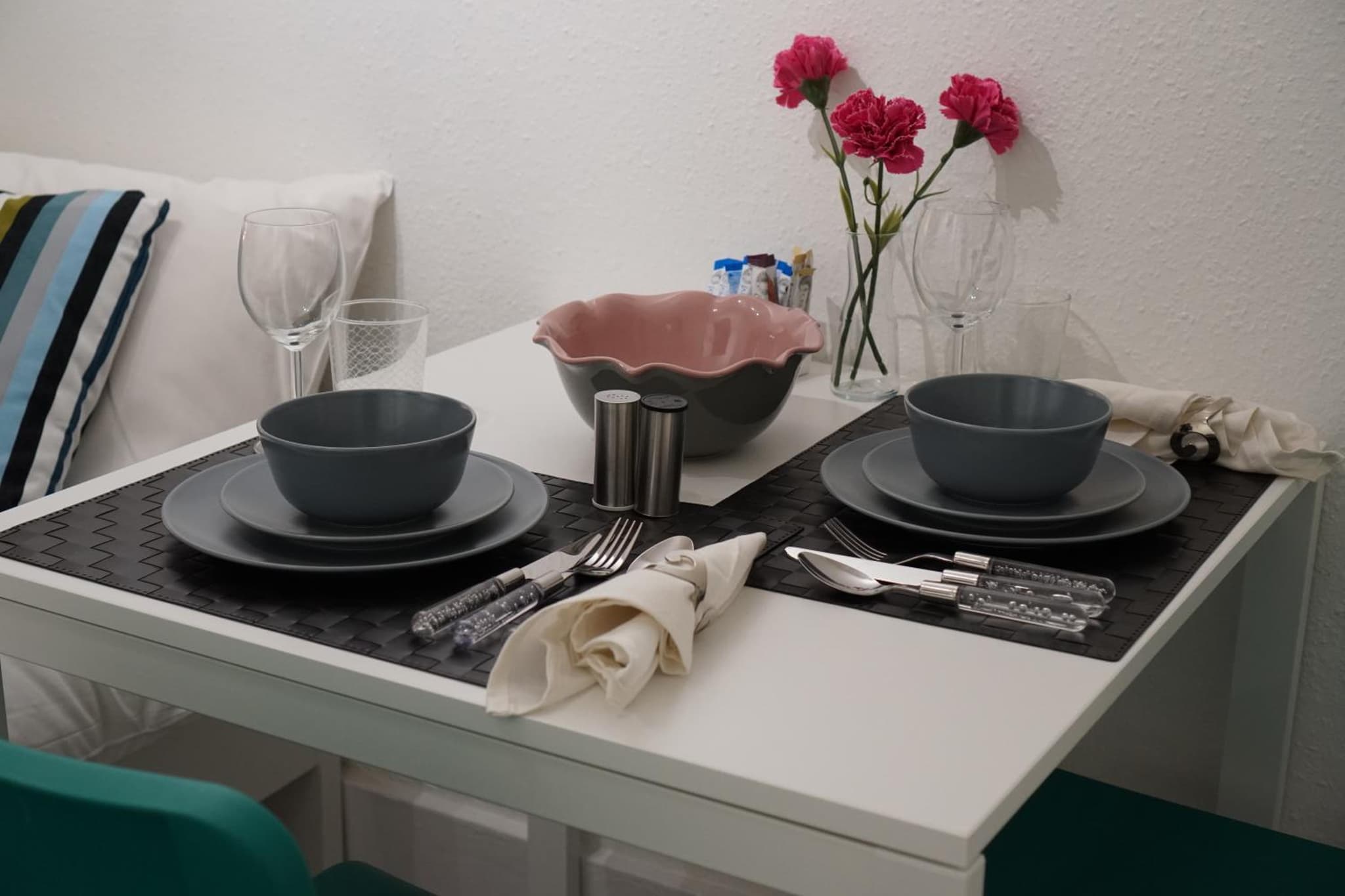 London Queen Park Apartments photo 3