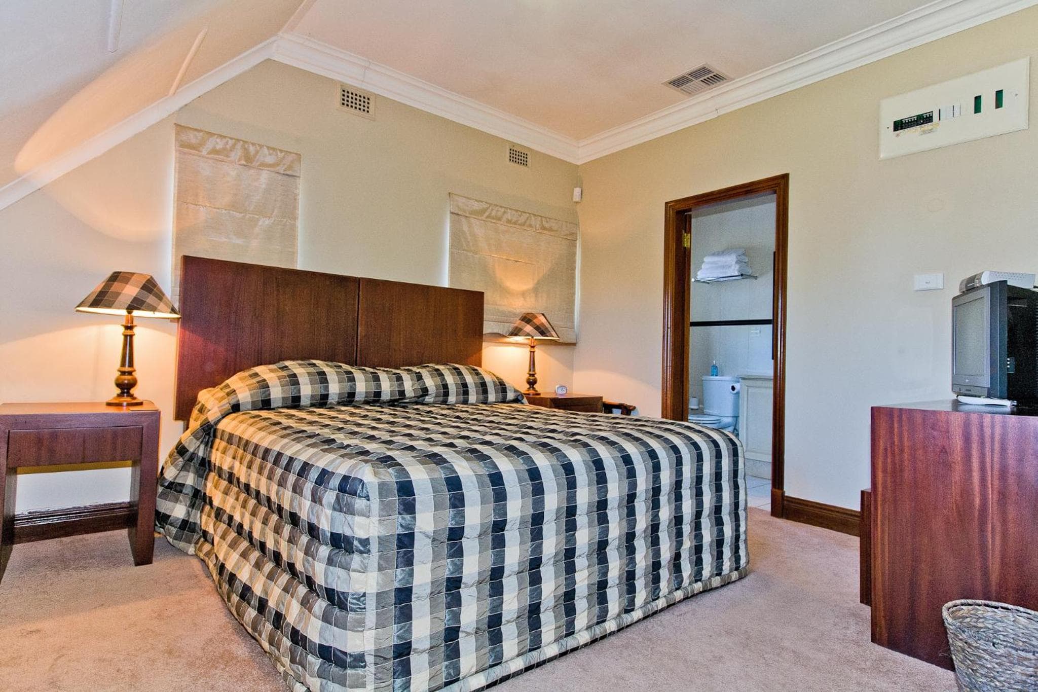 Eagle Wind Manor photo 6