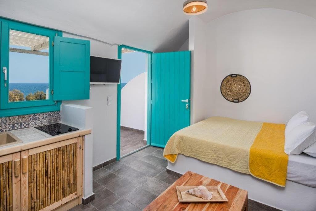 Nissia Beach Apartments & Suites photo 8