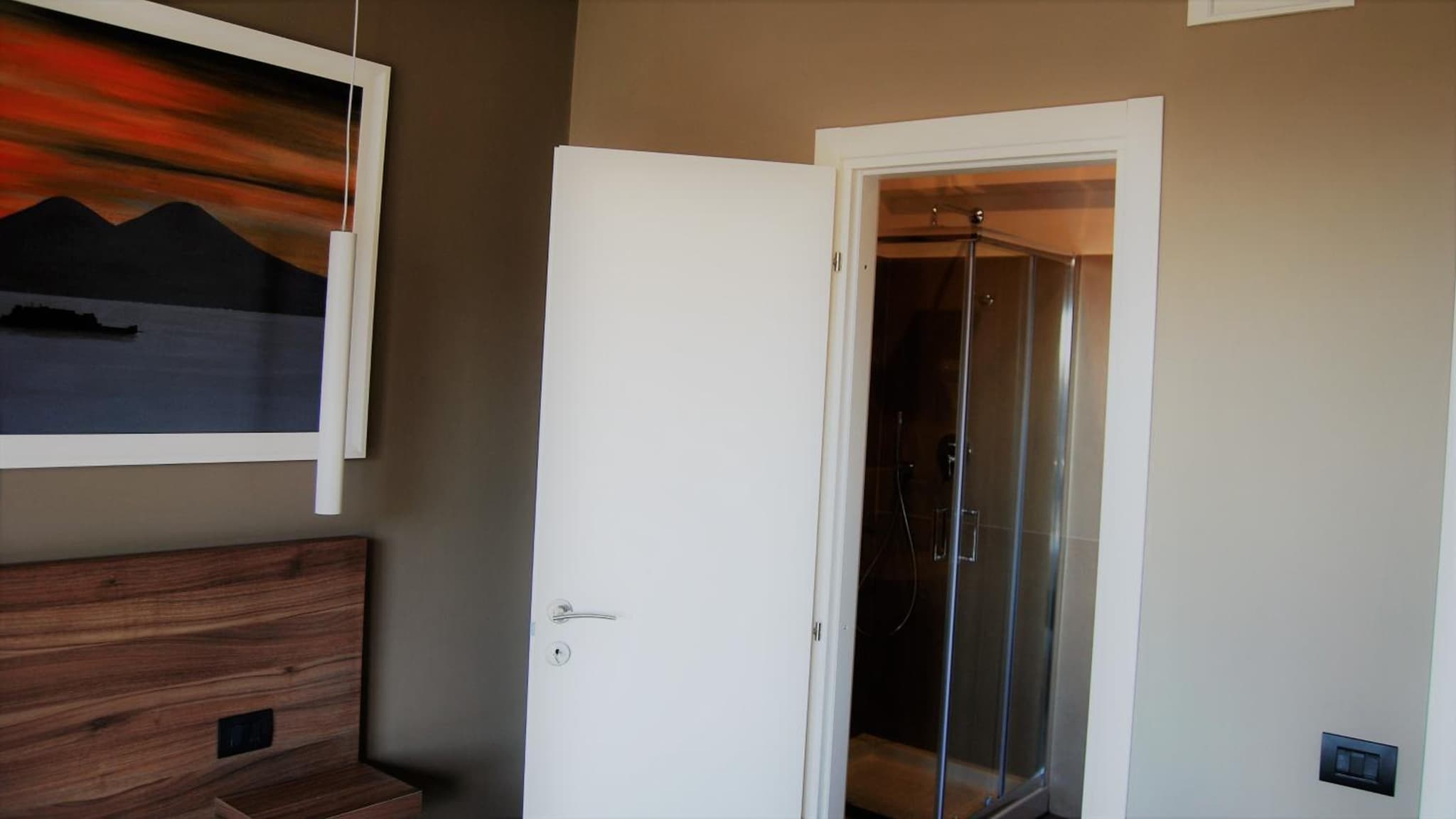 7th Floor Suite photo 8