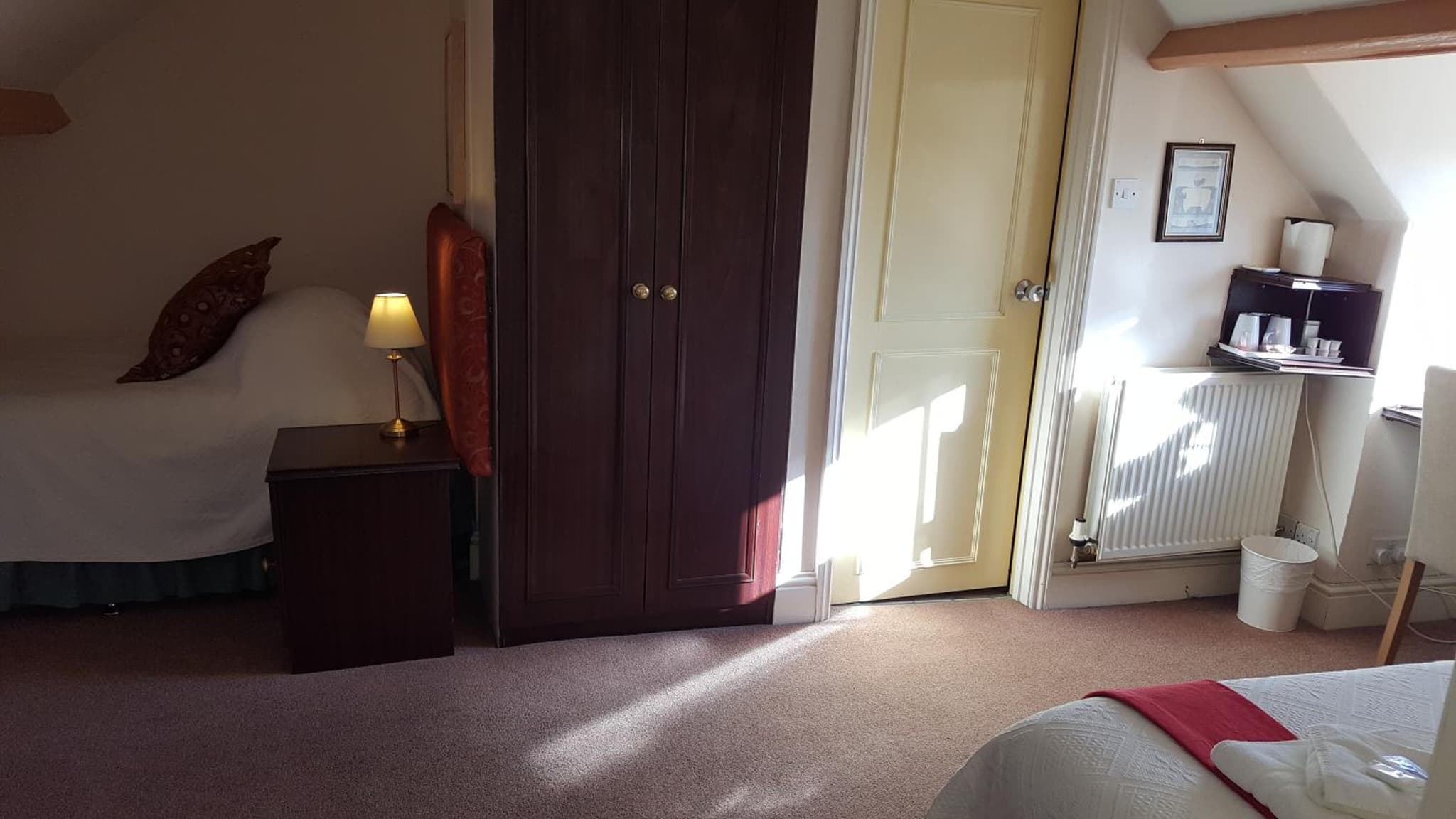 Edward Hotel photo 2