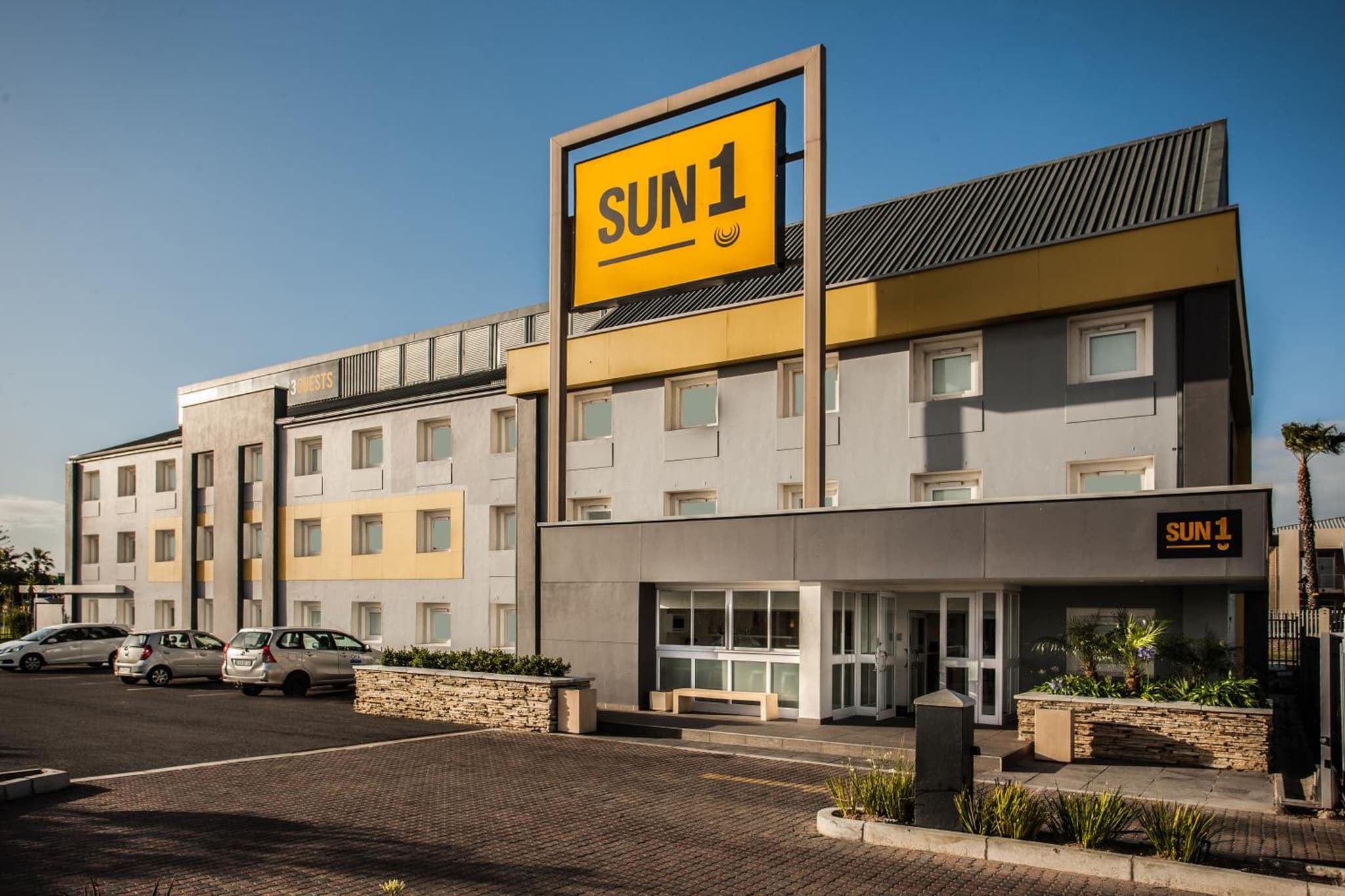 SUN1 MILNERTON photo 2