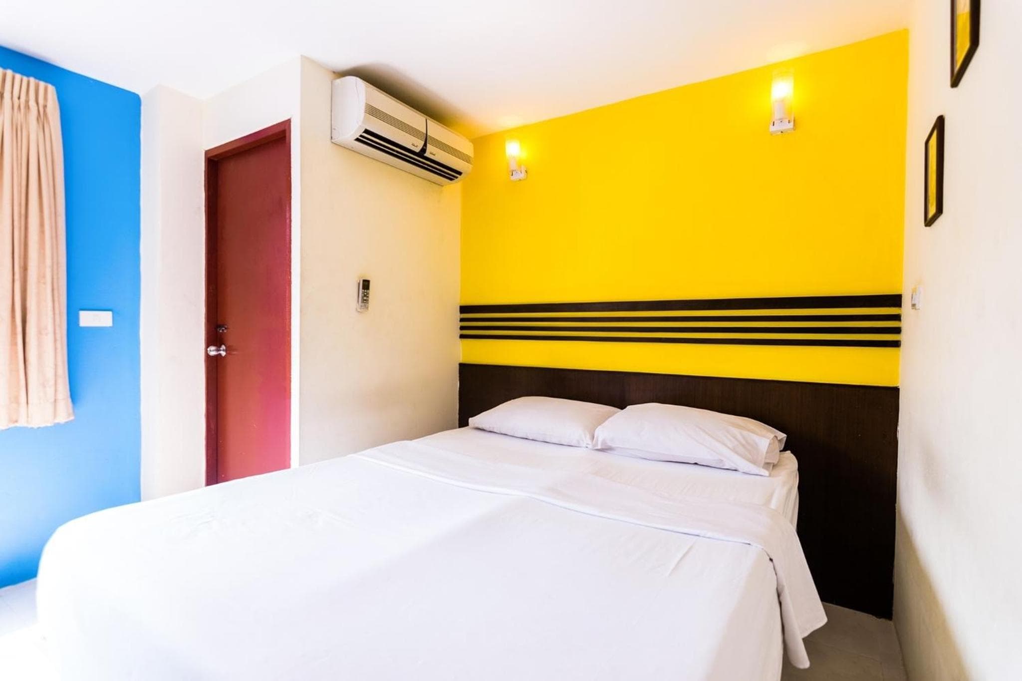 18 Coins Budget Hotel photo 3