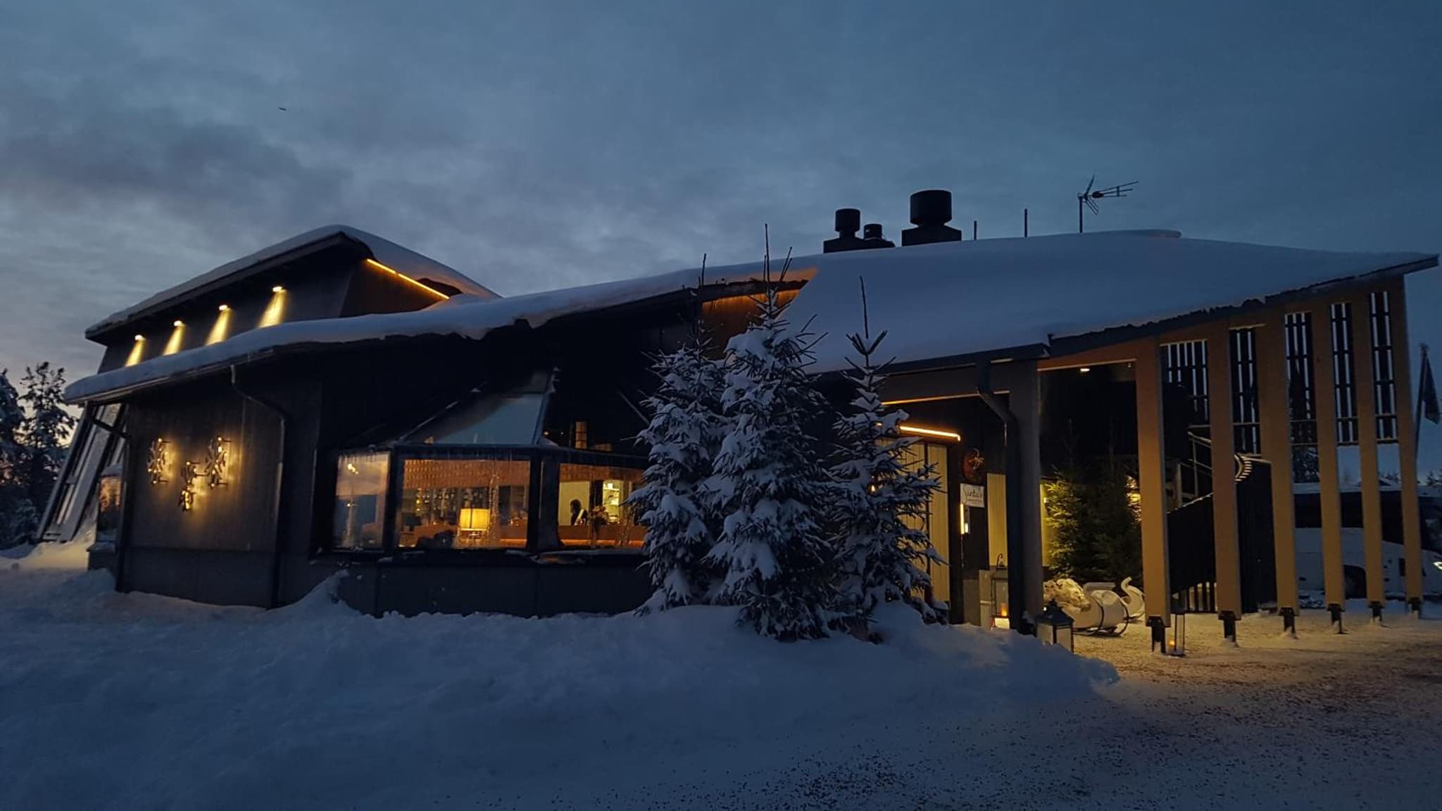Santa's Igloos Arctic Circle photo 3