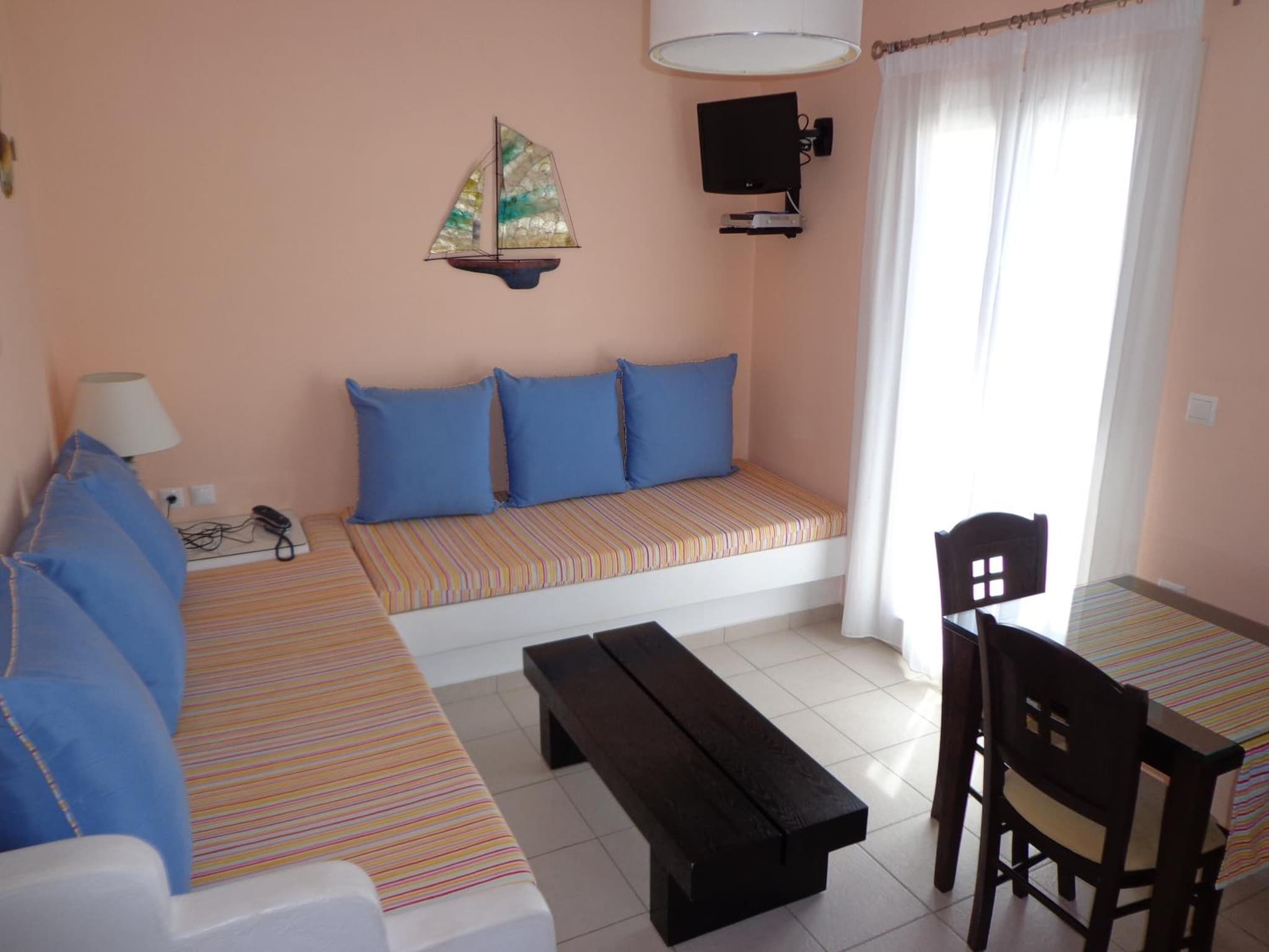Blue Harmony Apartments photo 3
