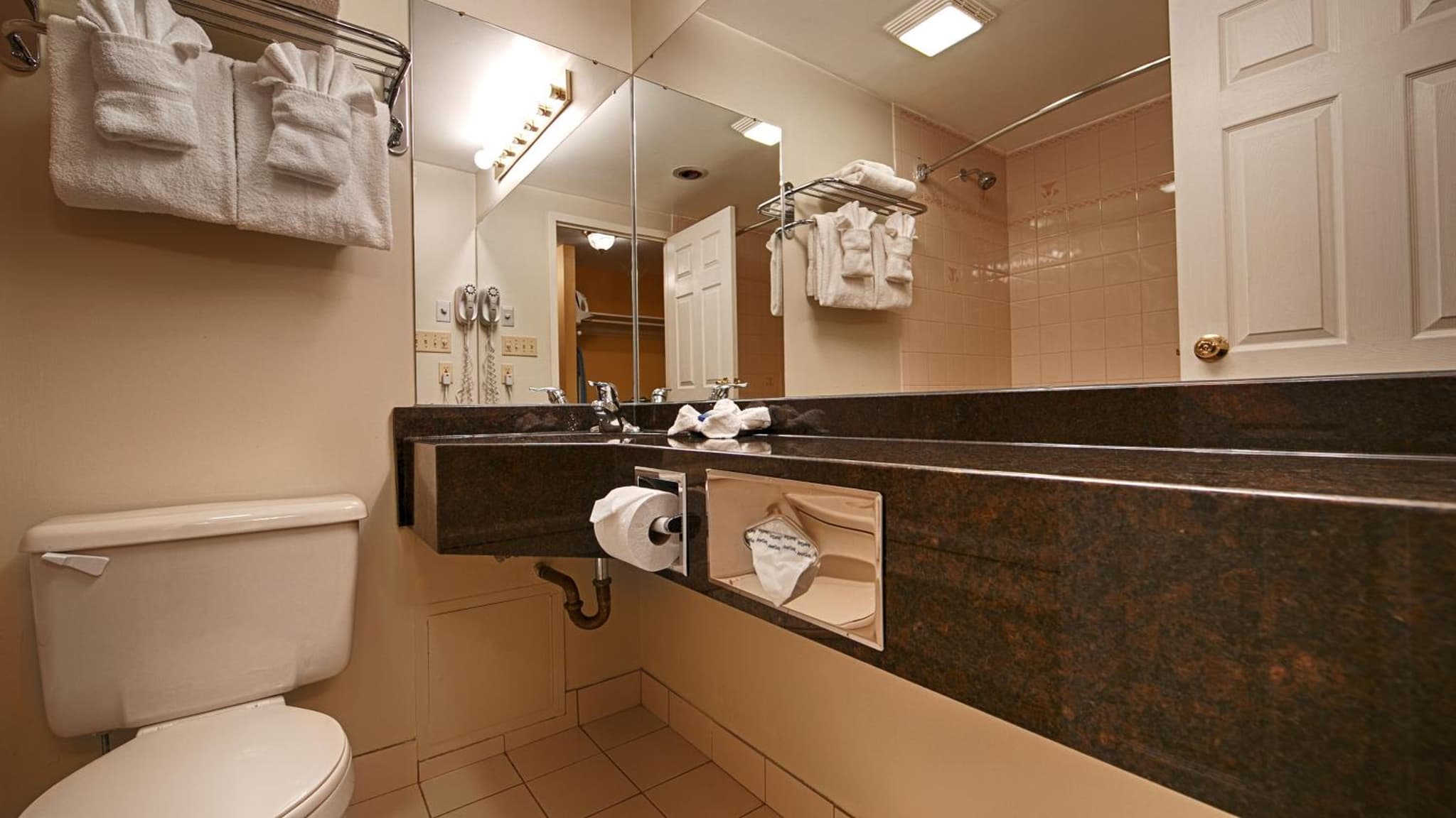 Best Western Colonel Butler Inn photo 9