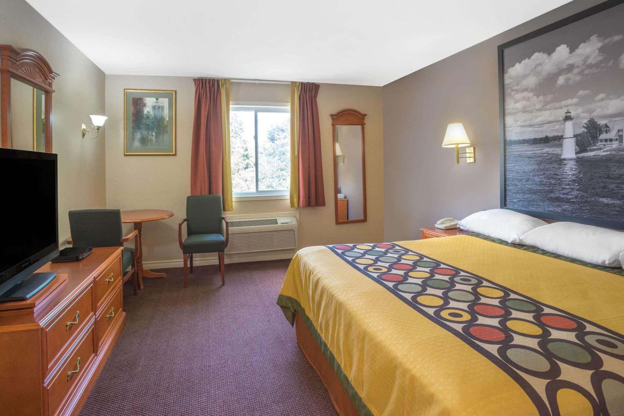 Super 8 by Wyndham Kingston photo 5