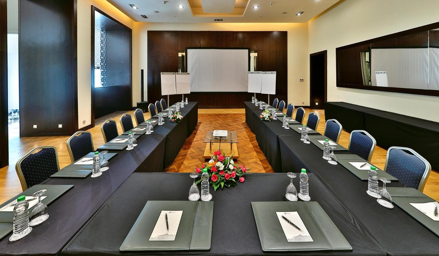 meeting & event spaces