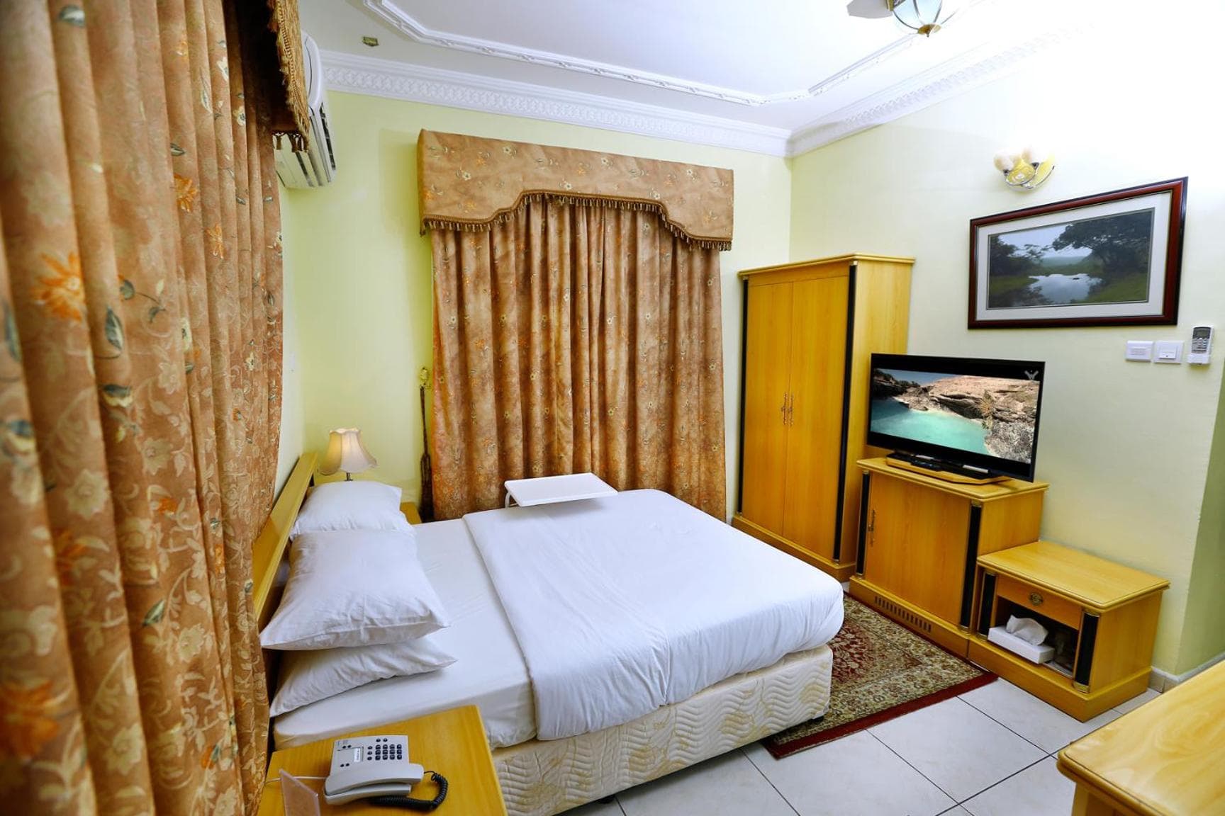 Muscat International Hotel photo 8