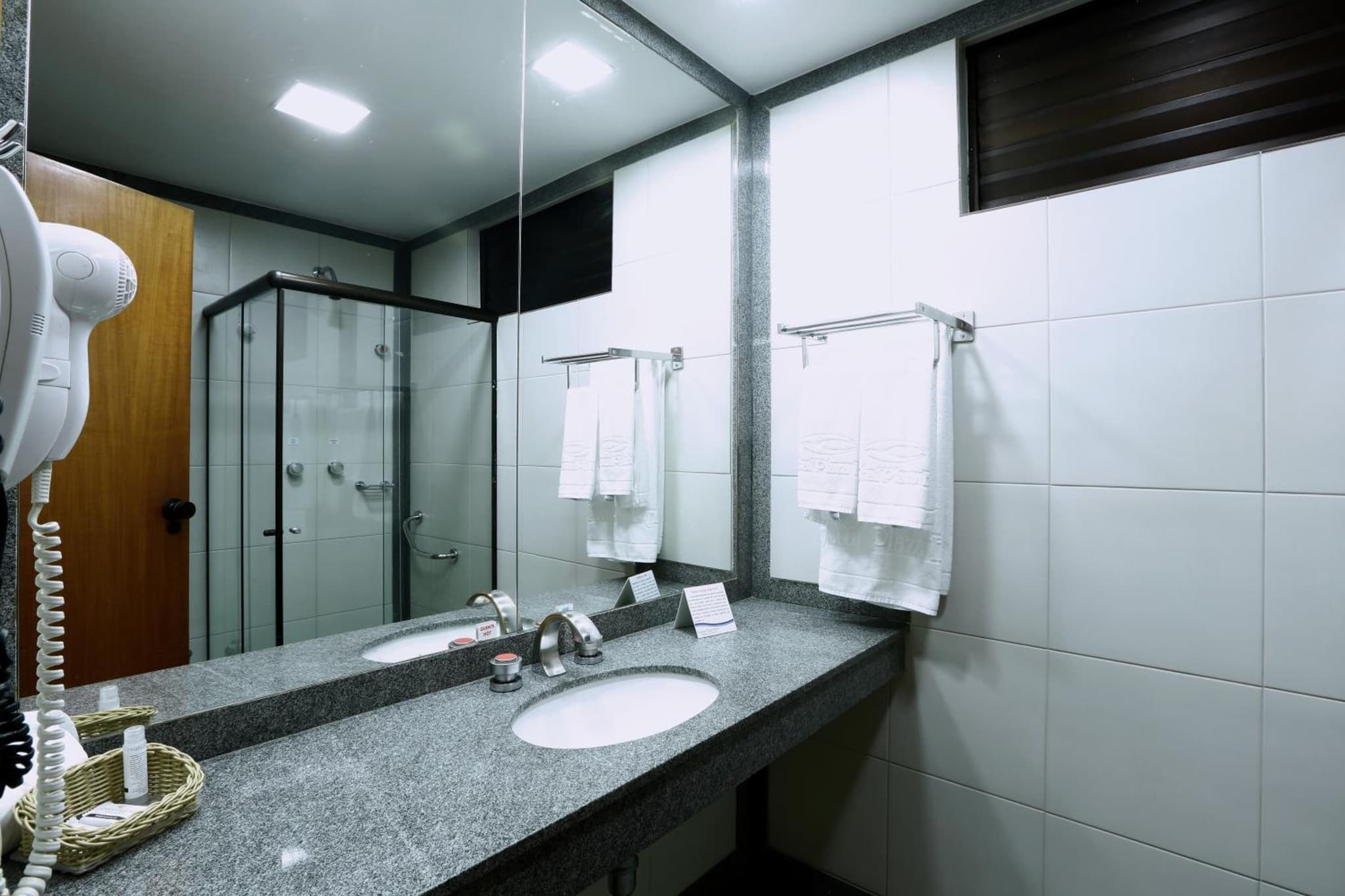 Crystal Plaza Hotel photo 6