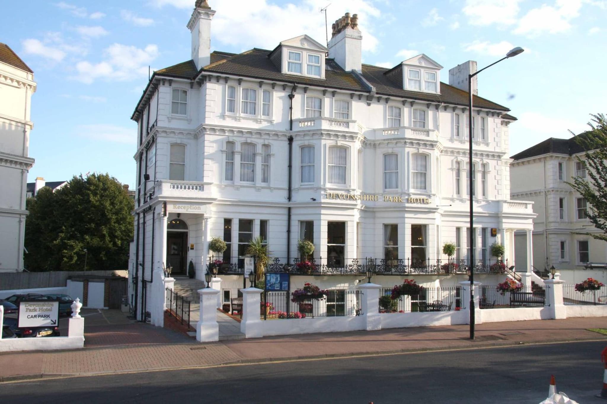OYO Devonshire Park Hotel