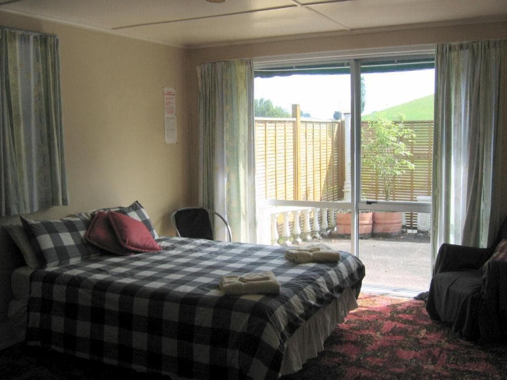 Glow Worm Motel photo 9