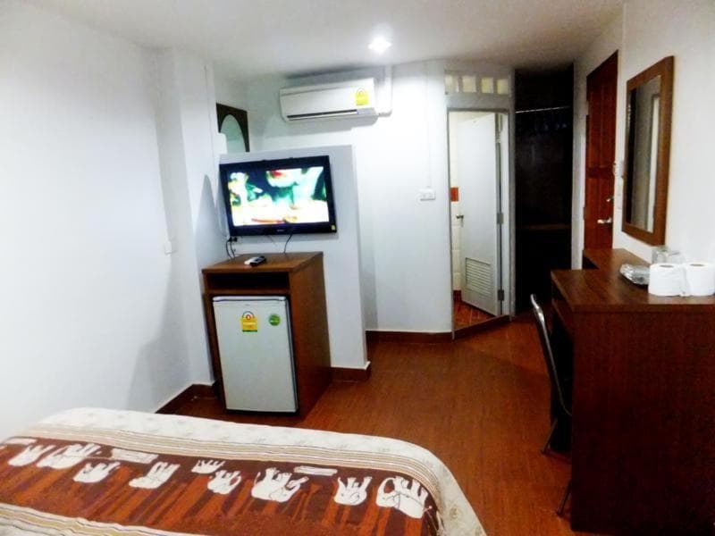 Orchid Inn photo 4