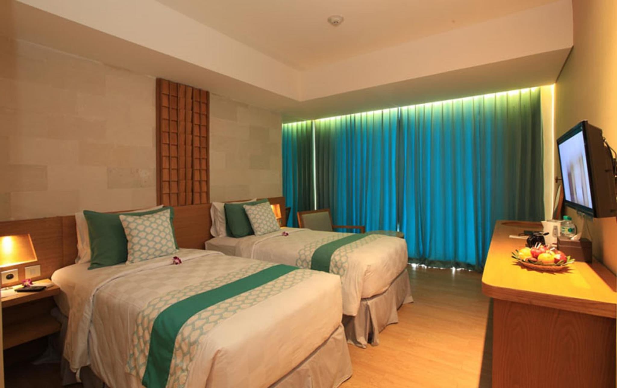 Bedrock Hotel Kuta photo 9