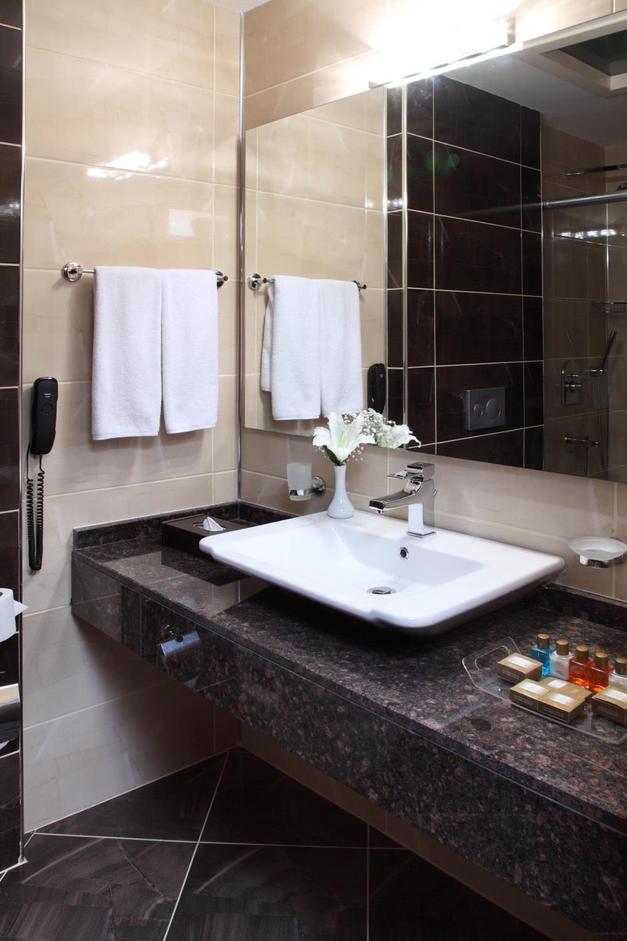 Hotel Senbayrak City photo 5
