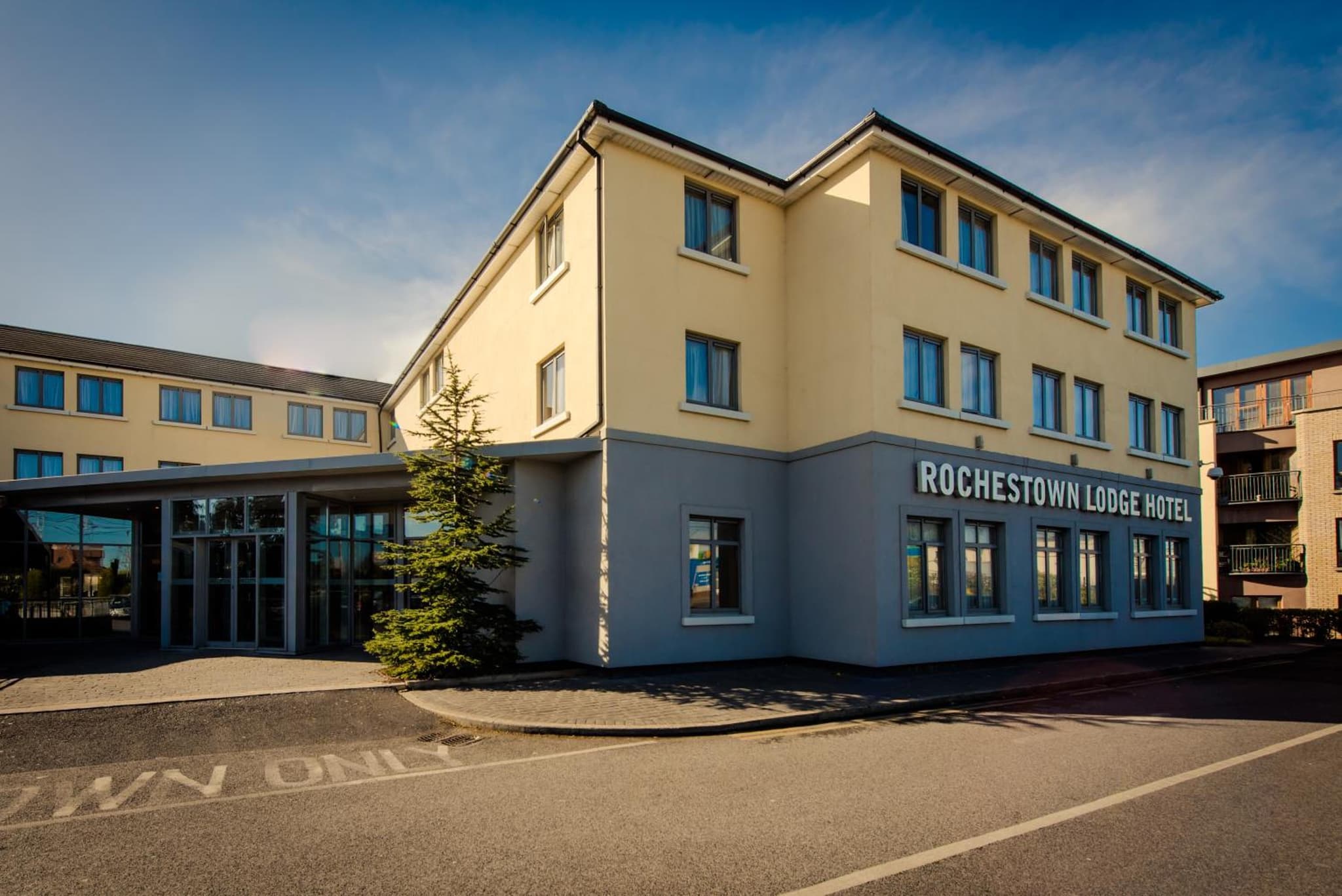 Rochestown Lodge Hotel