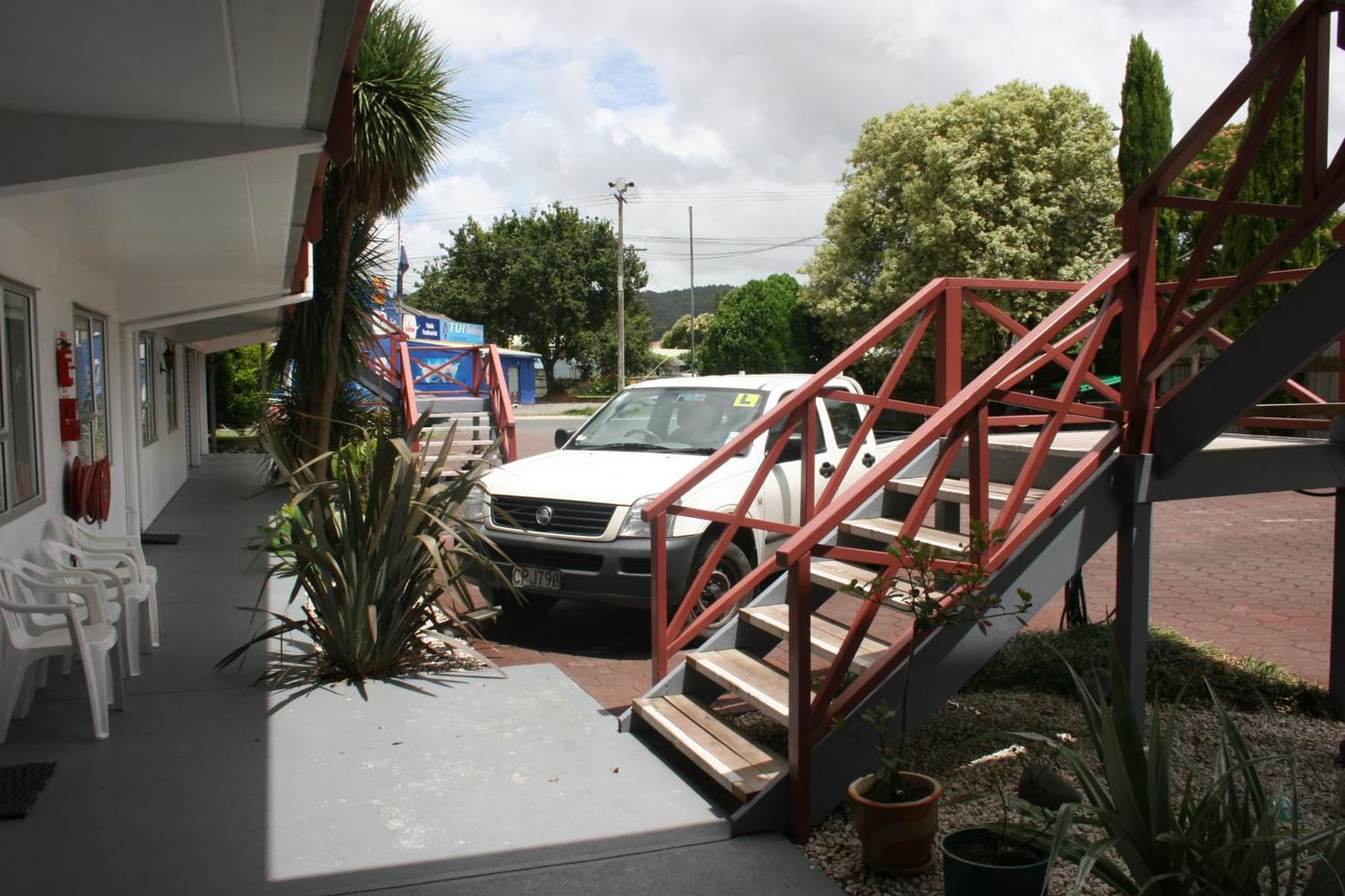 Burgundy Rose Motel photo 2