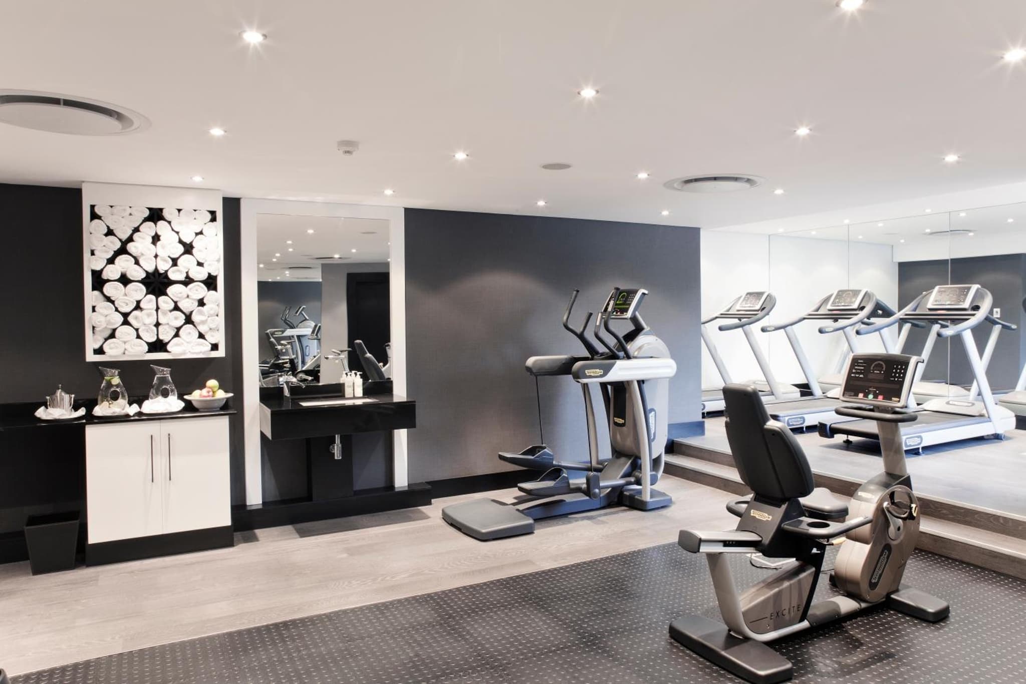The Maslow Hotel, Sandton photo 6