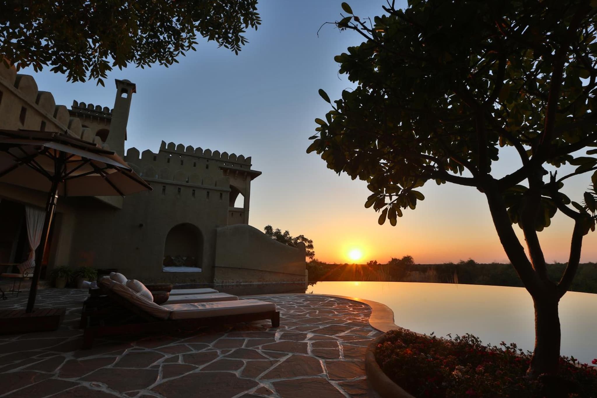 Mihir Garh photo 7