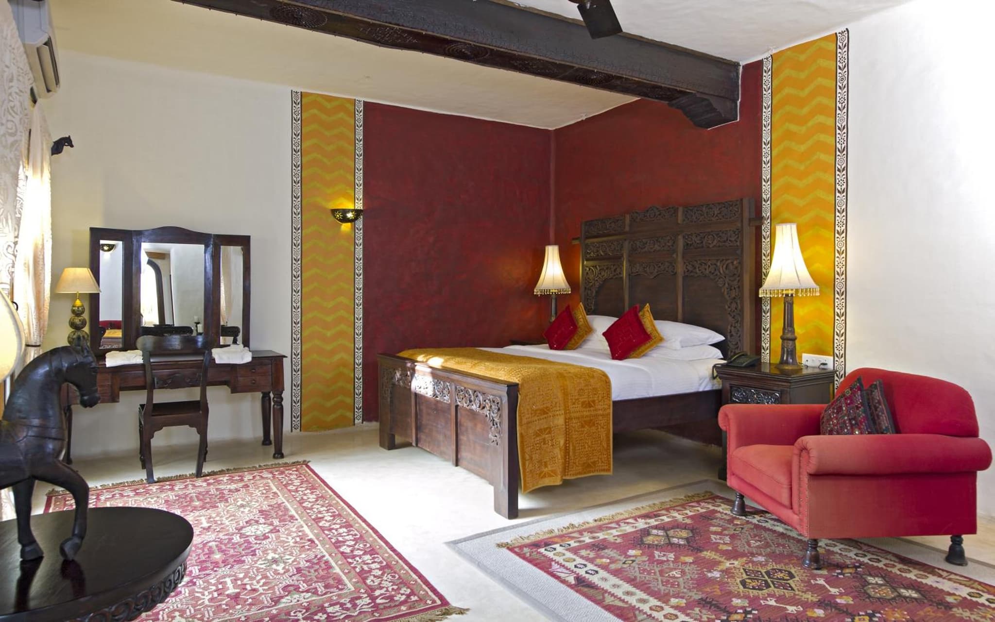 Mihir Garh photo 8