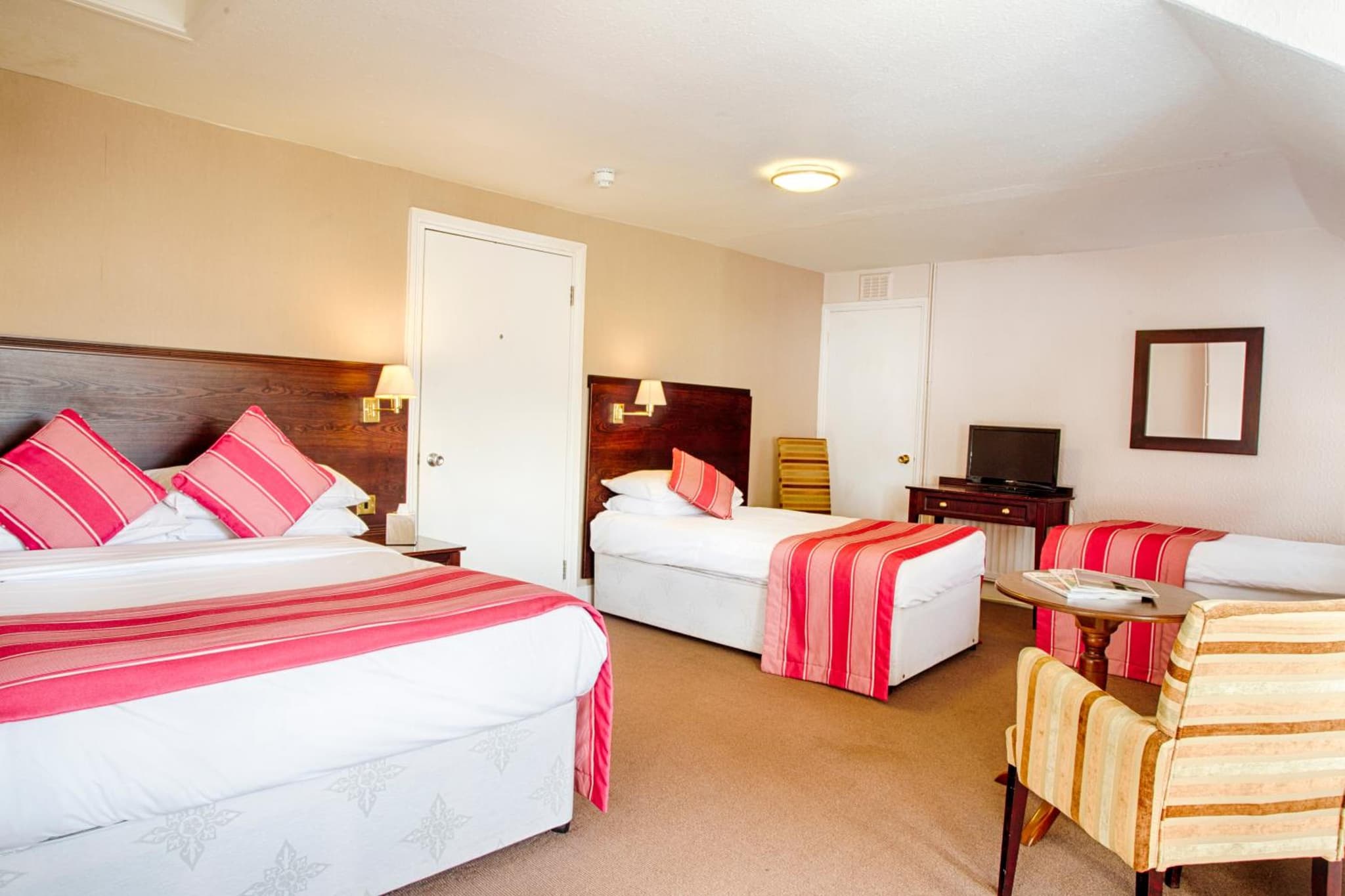 White Swan Hotel photo 2