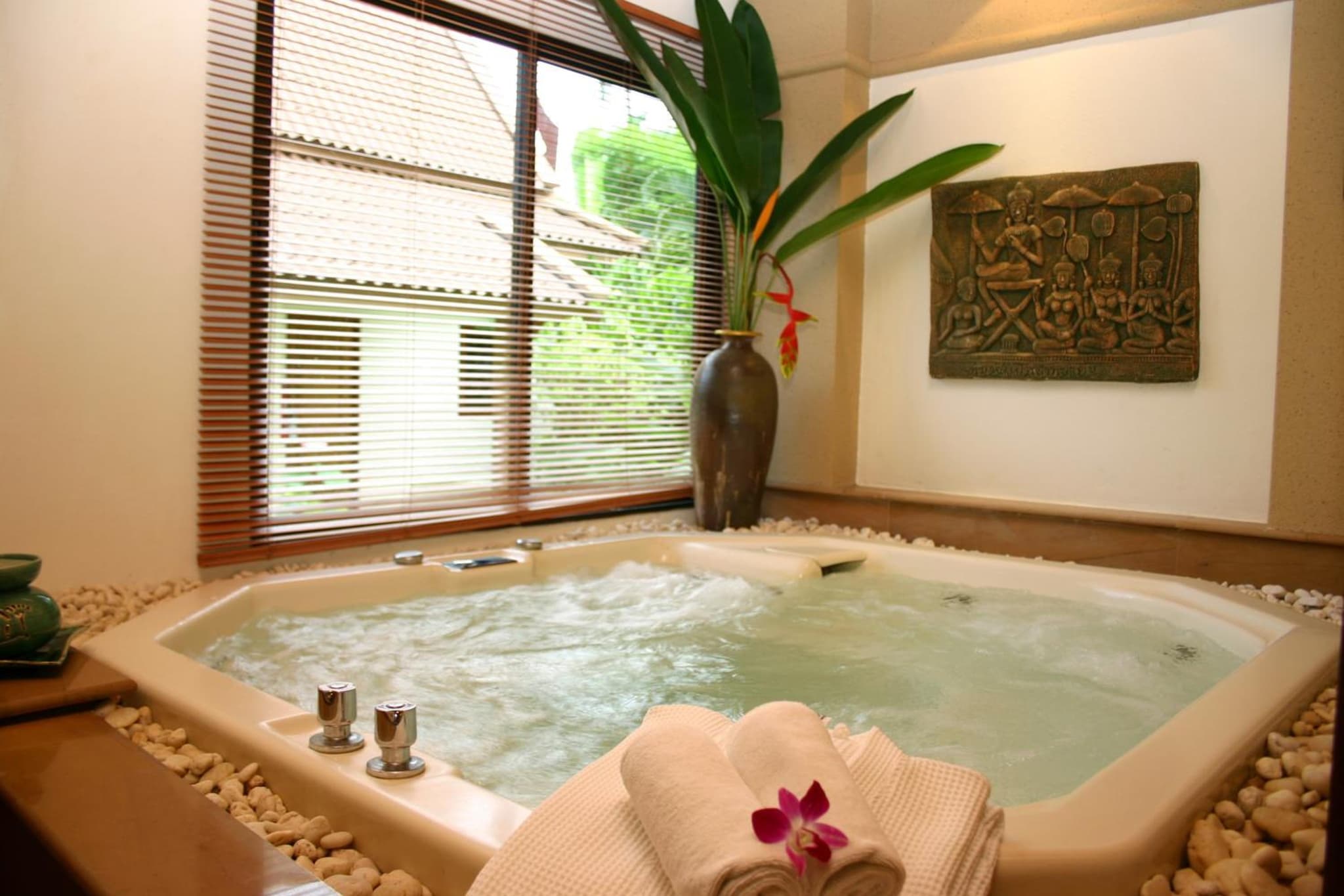 Diamond Cottage Resort & Spa photo 2