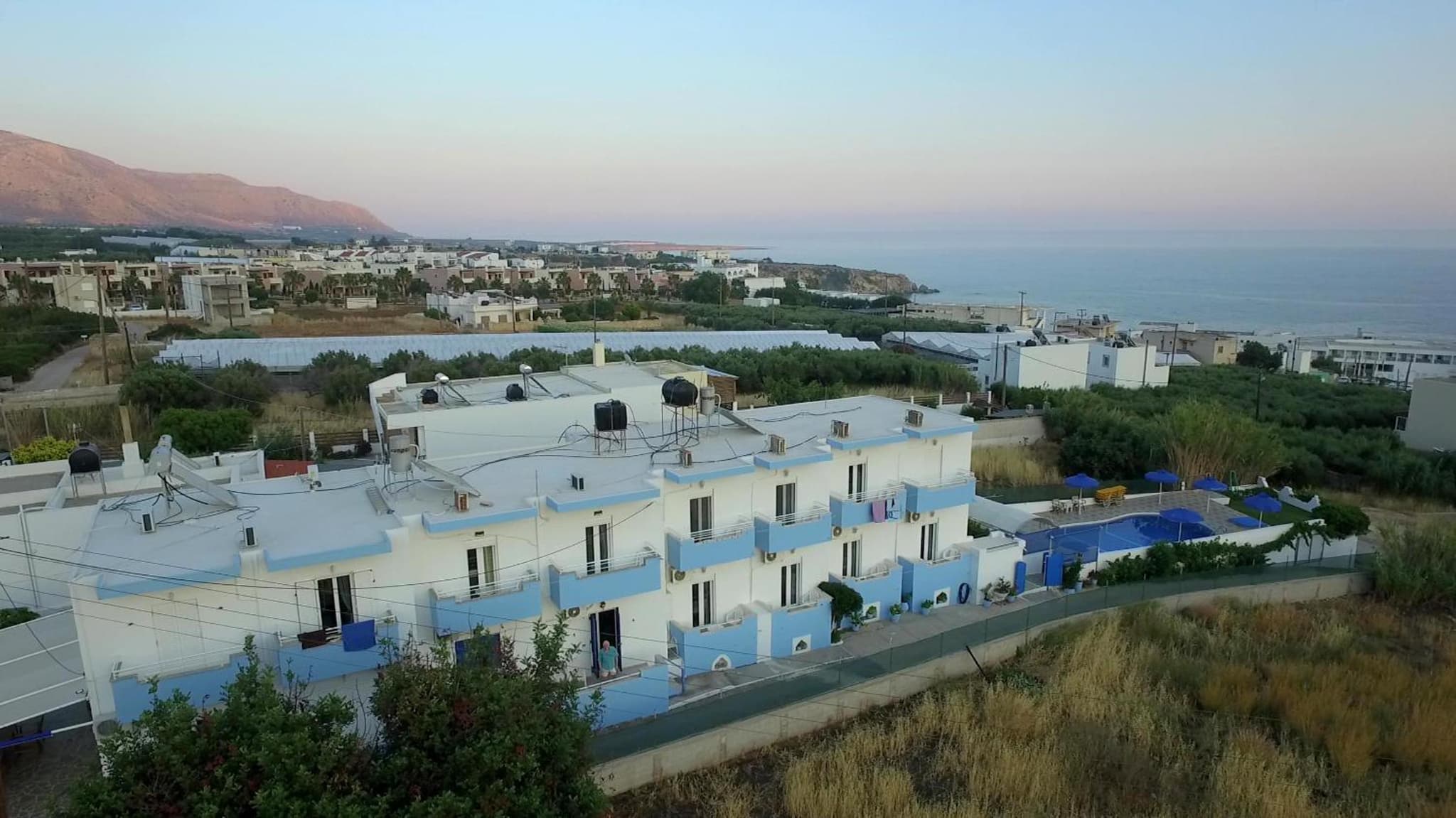 Helios Studios & Apartments