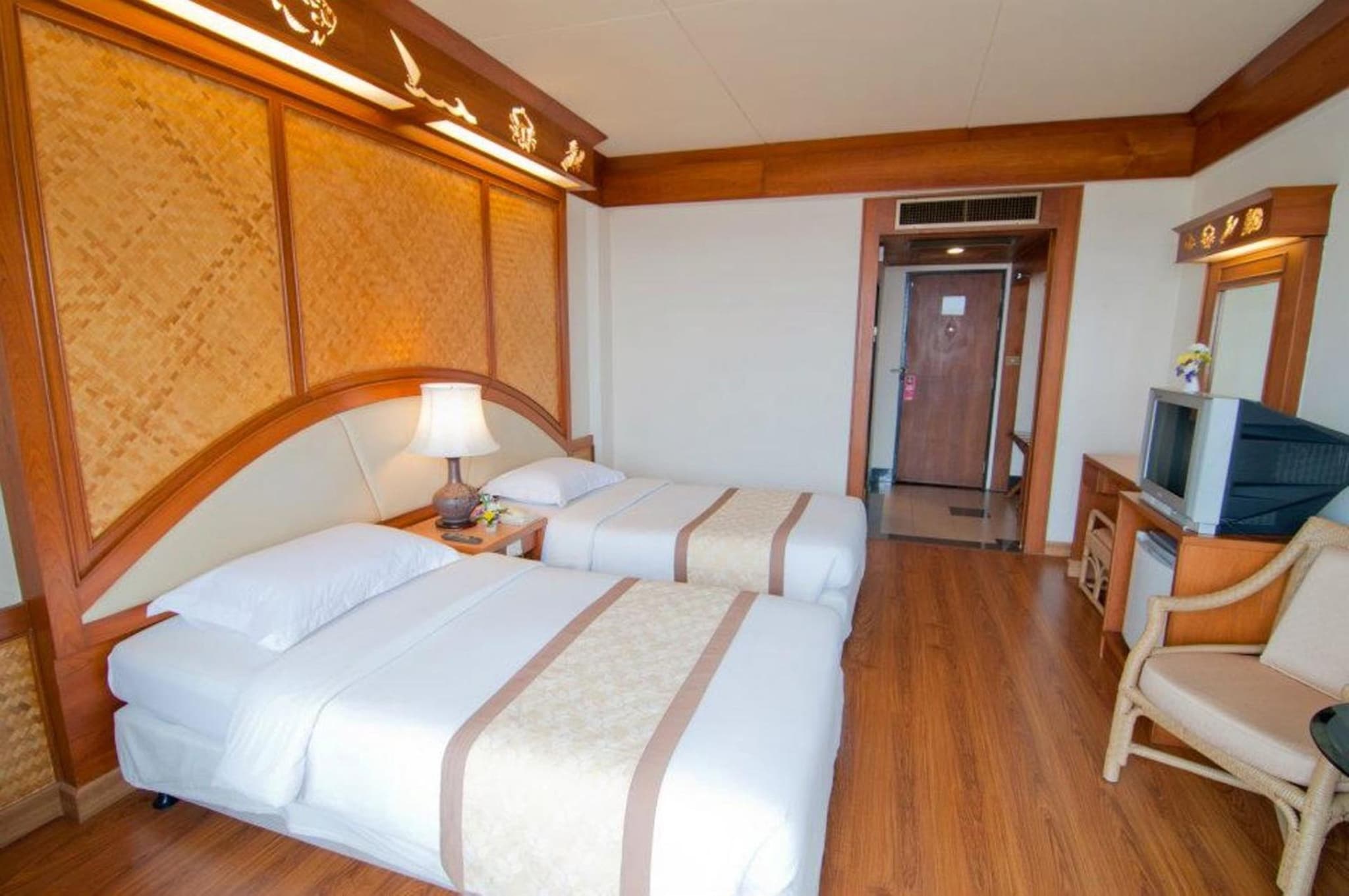 Golden Beach Hotel Pattaya photo 6