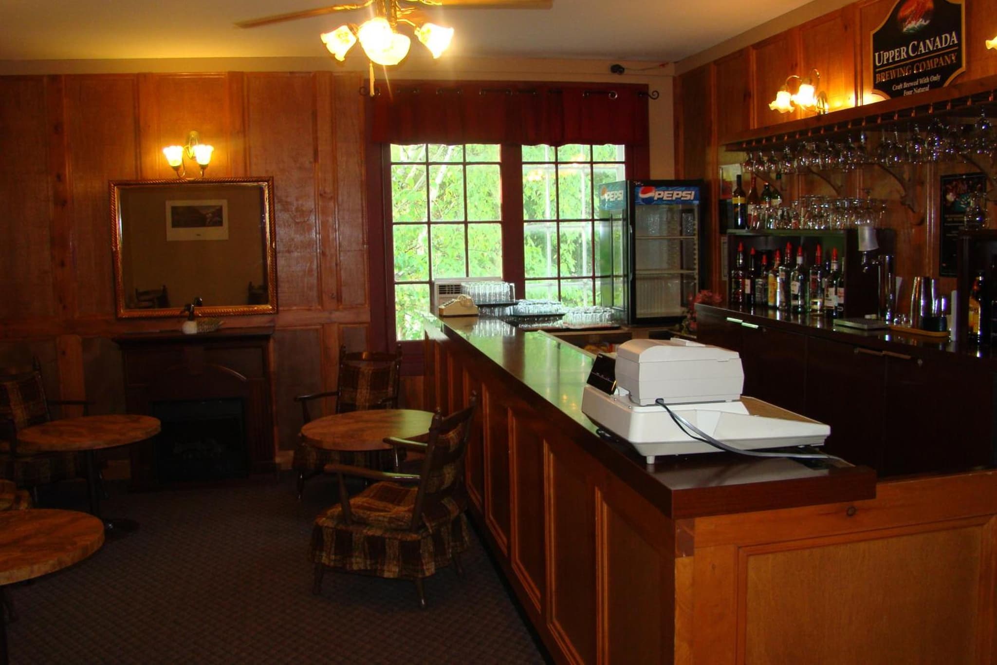 Colonial Resort-1000Islands photo 2