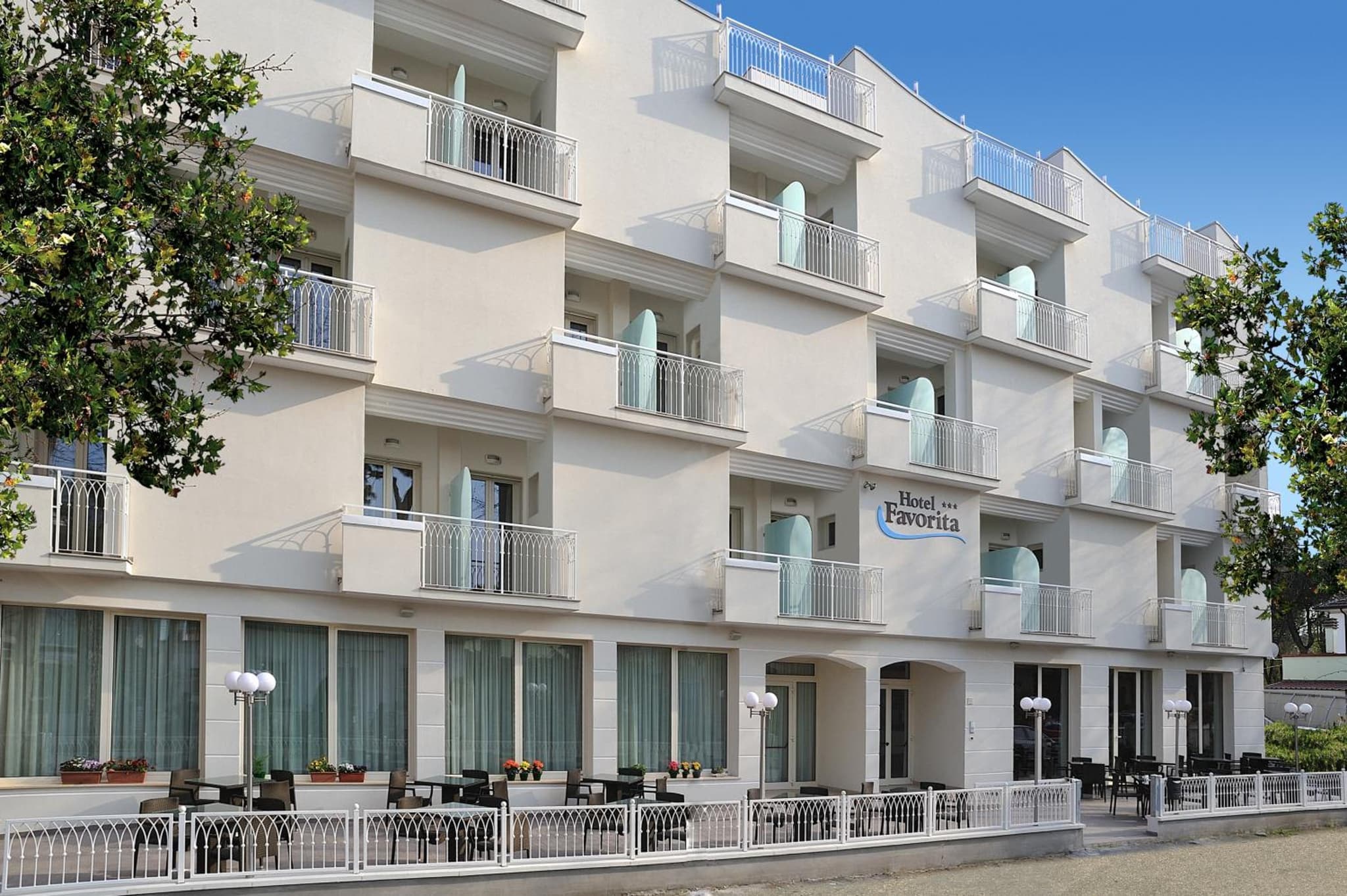 Hotel Favorita Easy Stay B&B