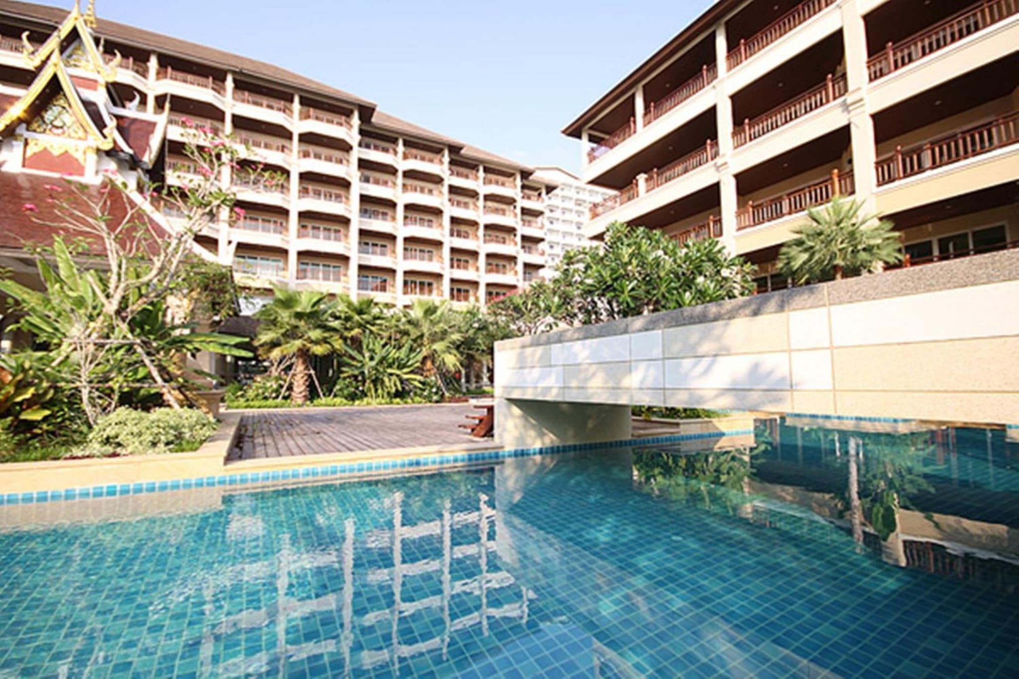 The Heritage Pattaya Beachfront Resort photo 6
