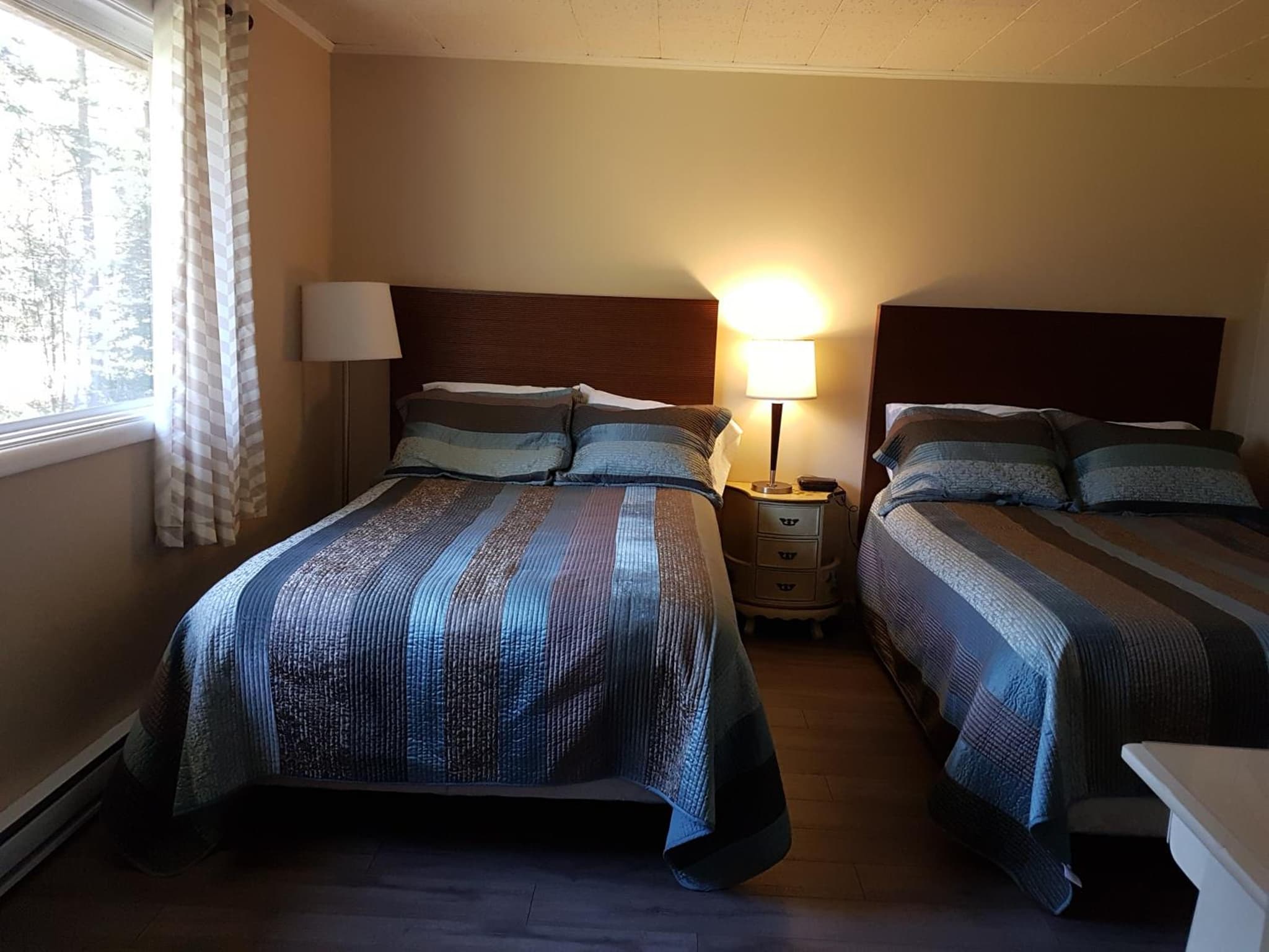 Pinecone Motel photo 9