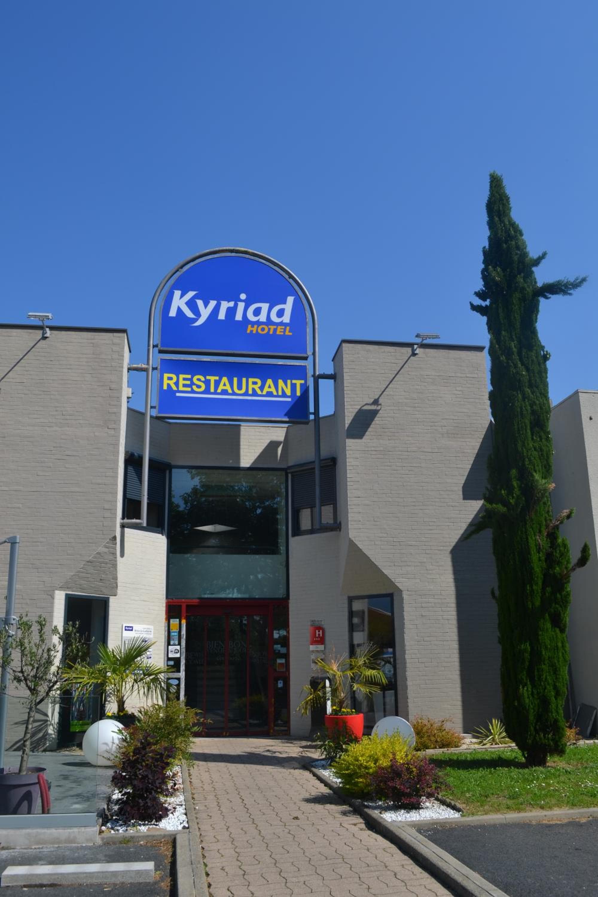 Hotel Restaurant Kyriad Brive Centre photo 9