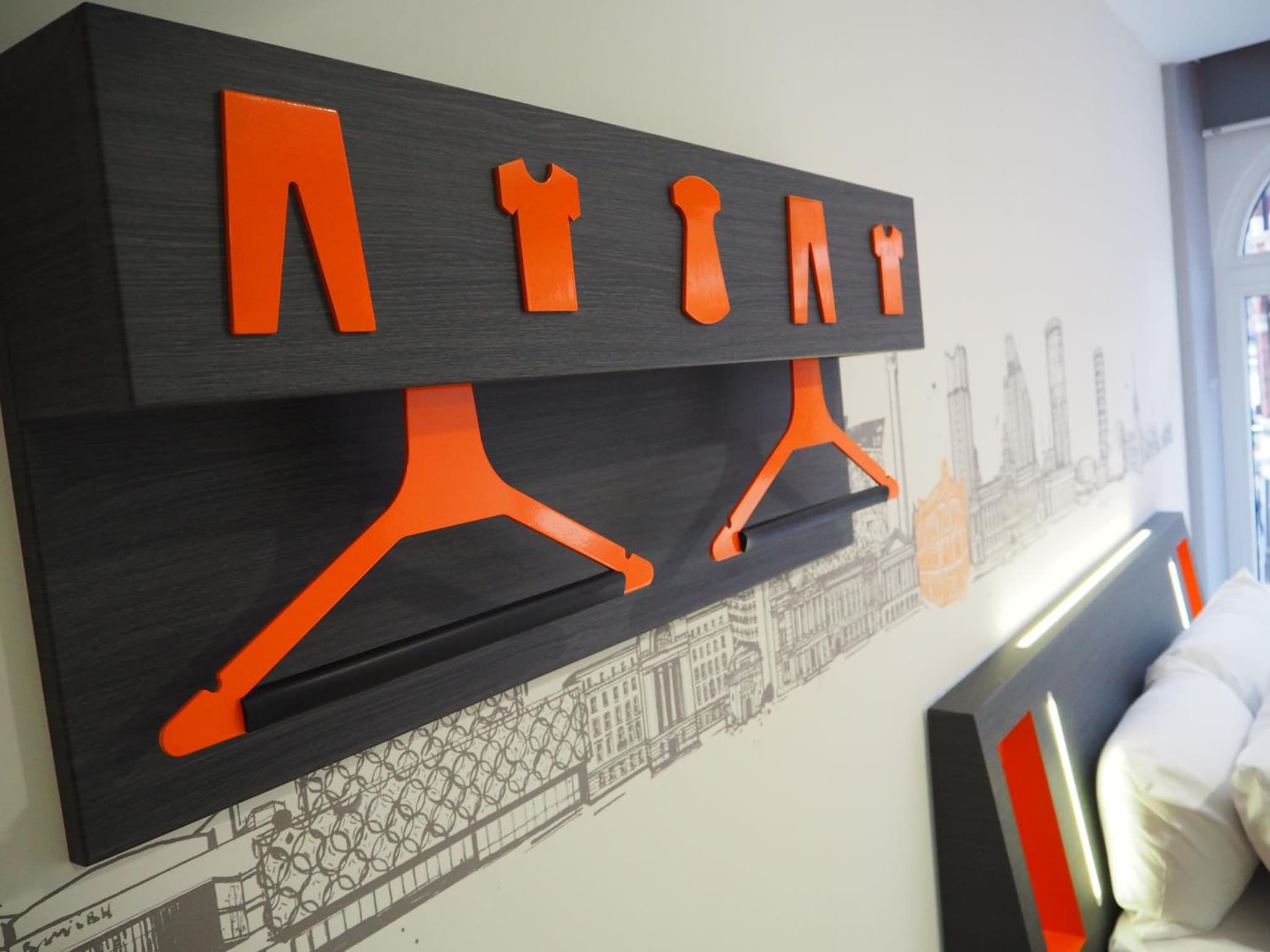 easyHotel Leeds photo 7