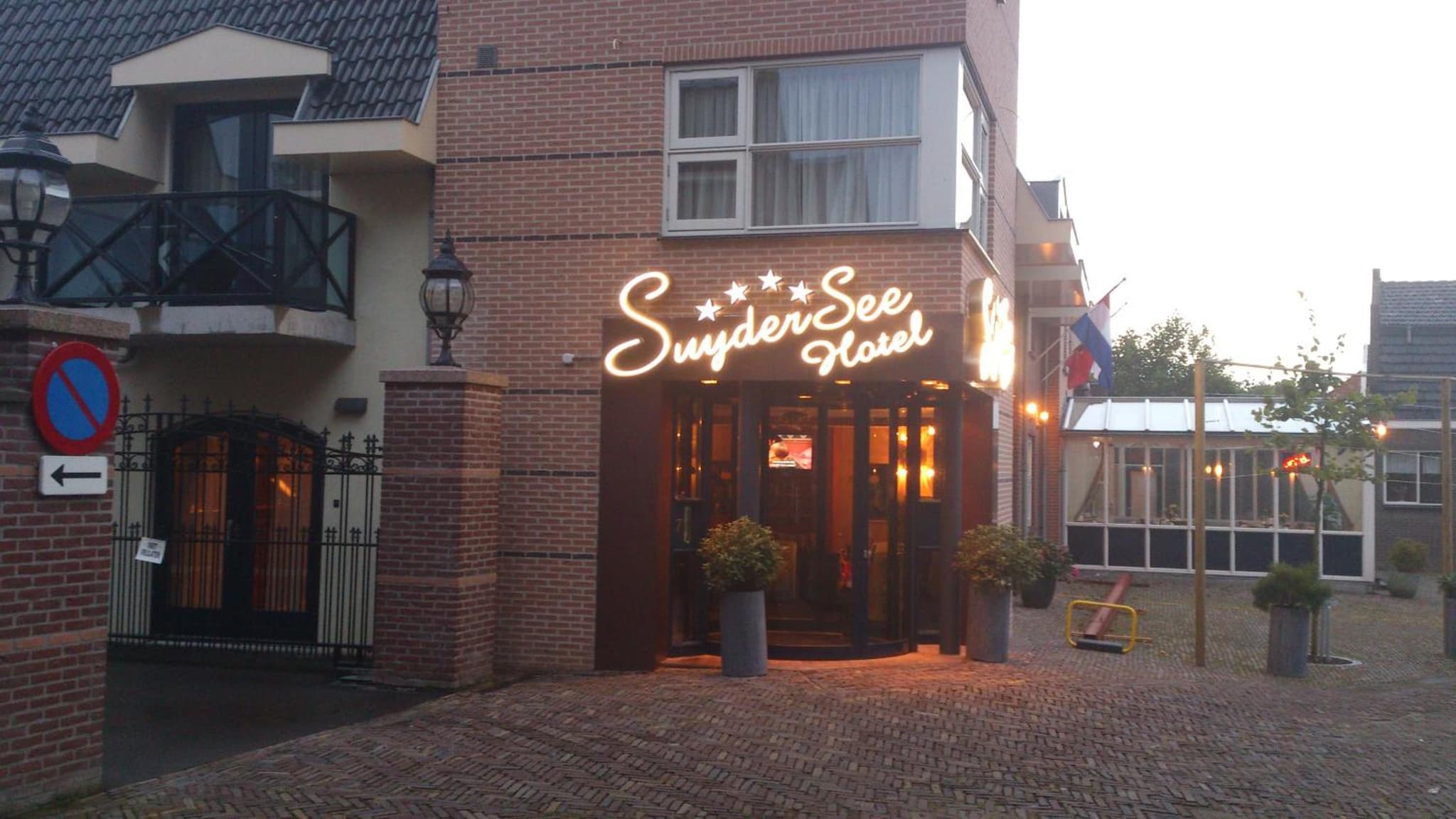 SuyderSee Hotel photo 4