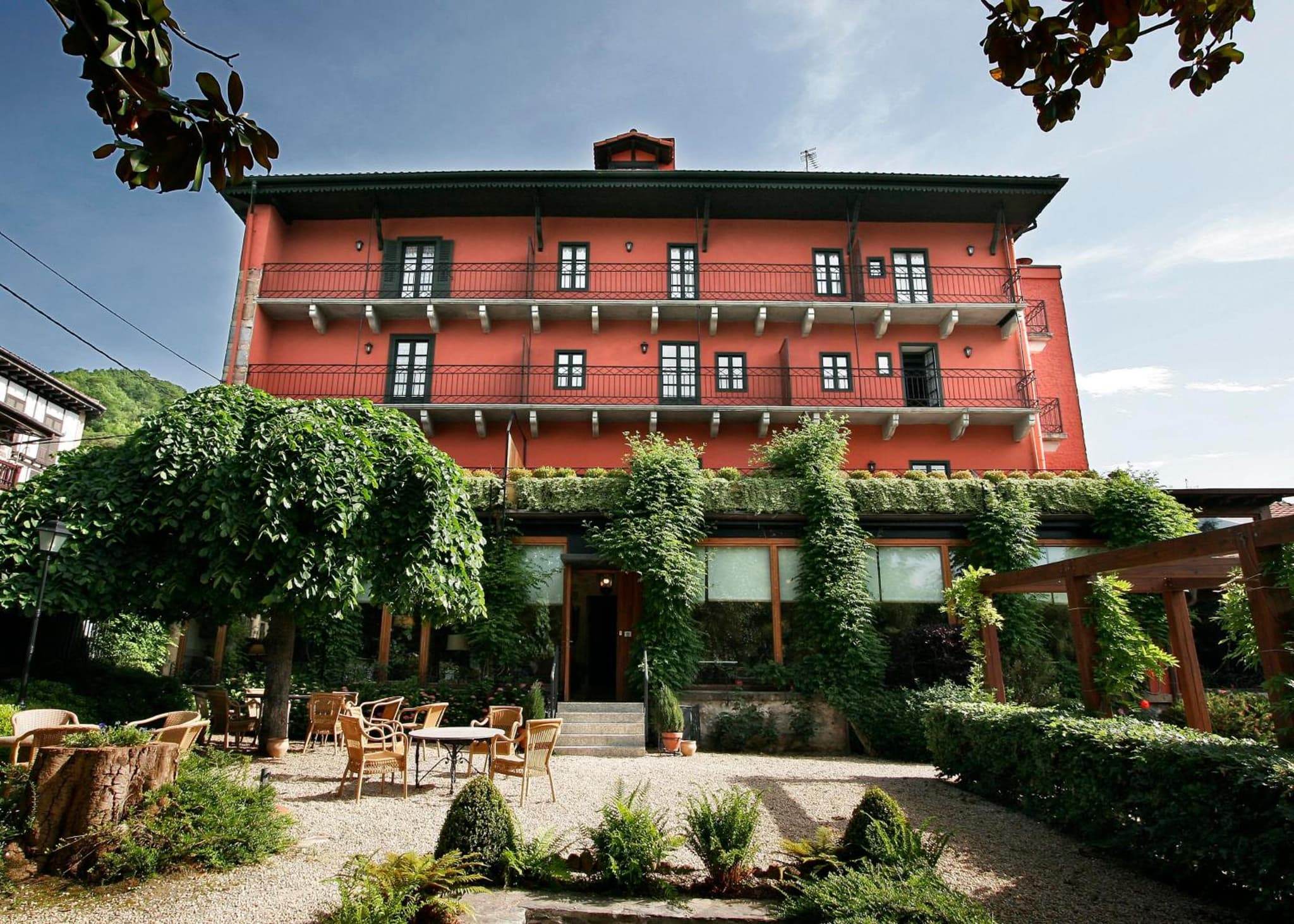 Churrut Hotel photo 8
