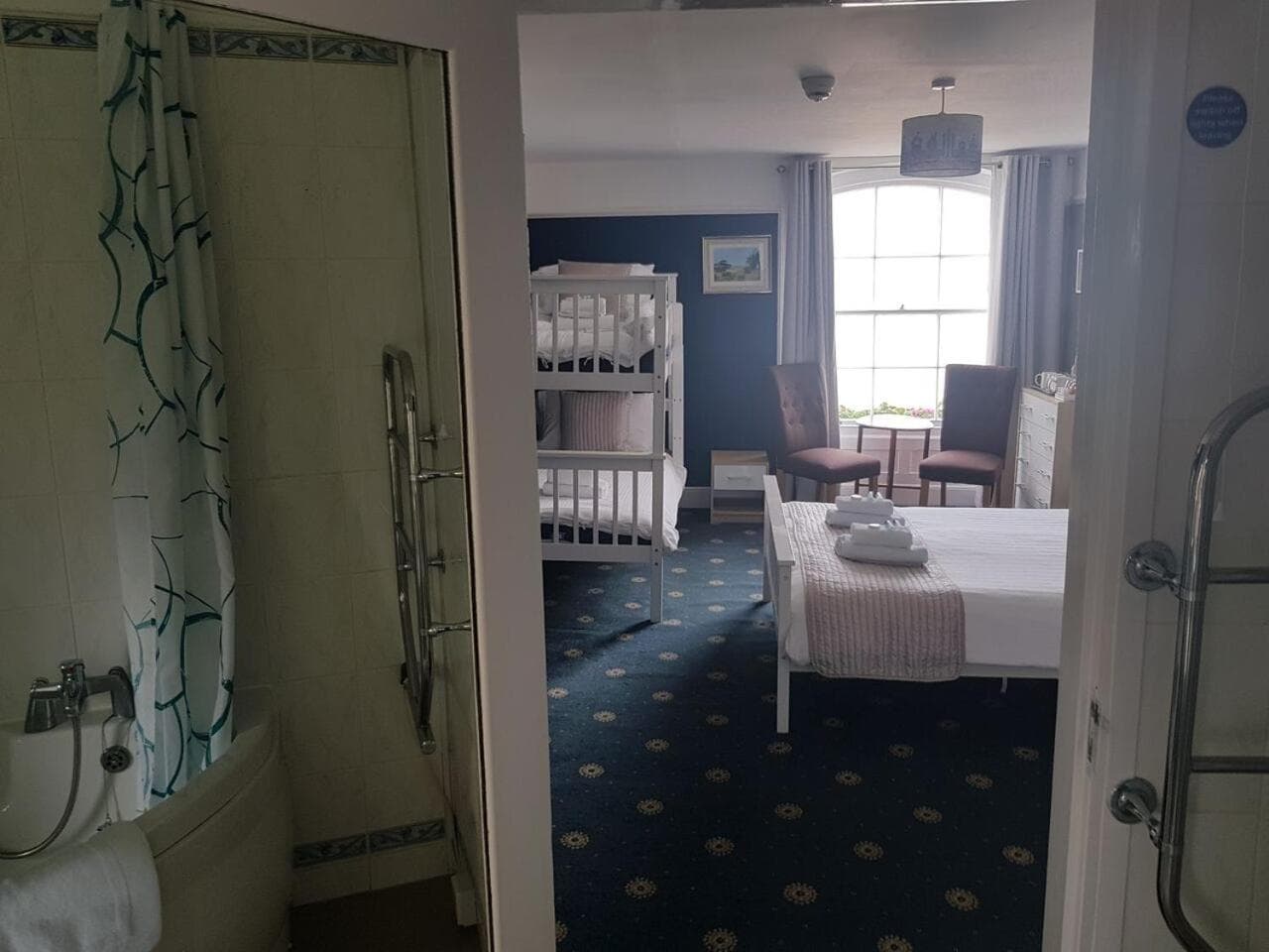 Waterfront Hotel photo 4