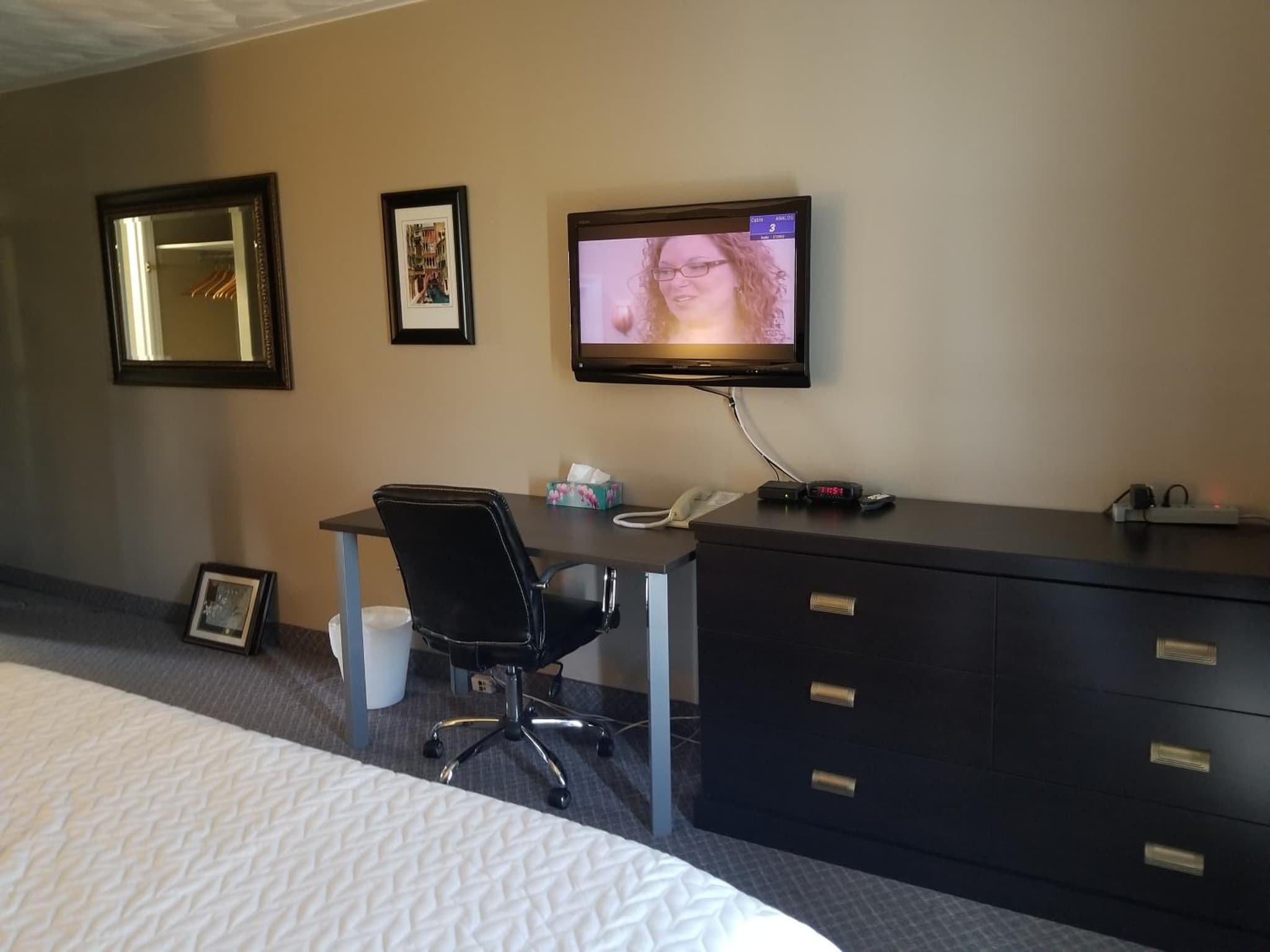 Knights Inn Woodstock photo 7