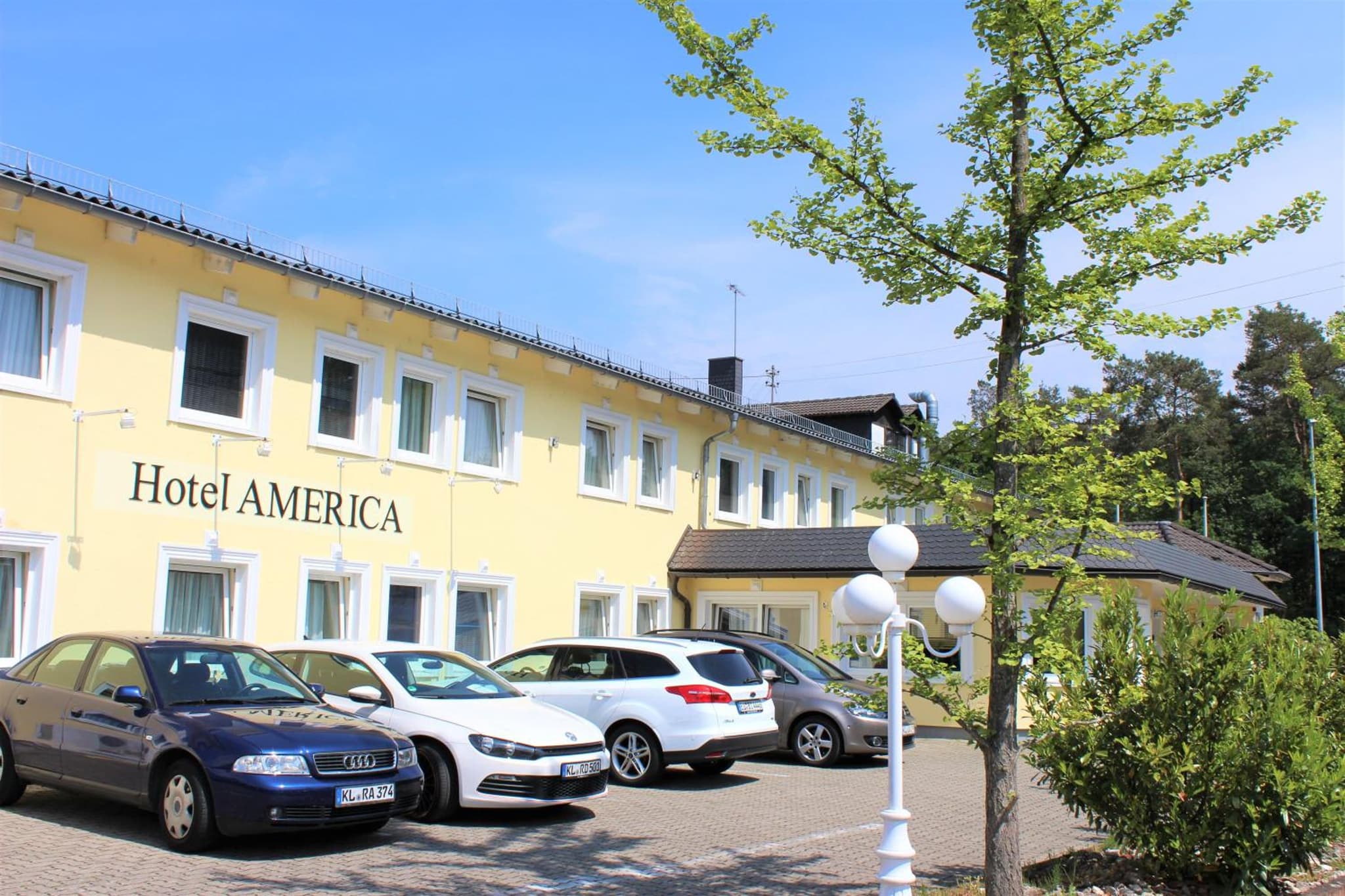 Hotel America