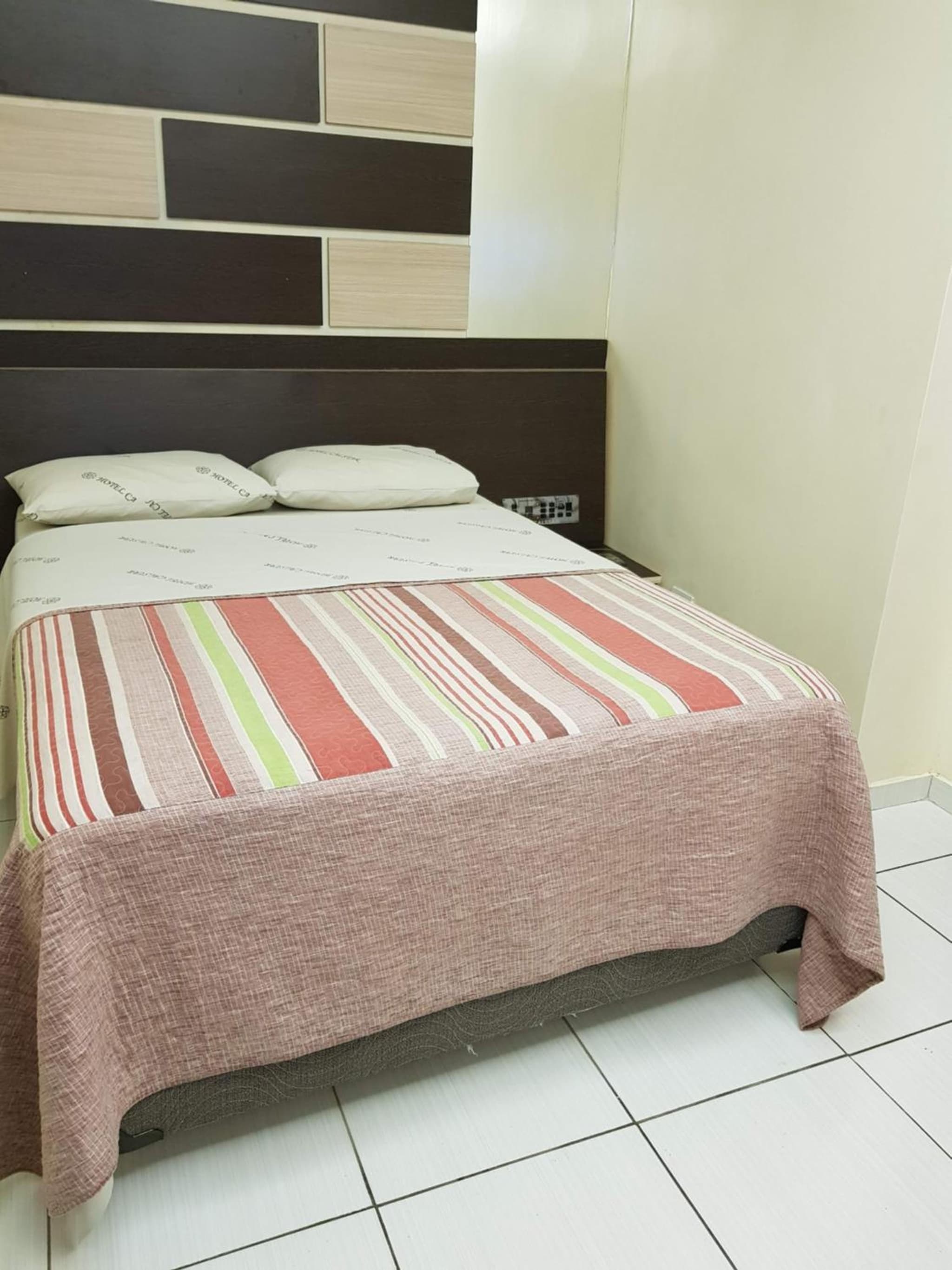 Hotel Calstar photo 6