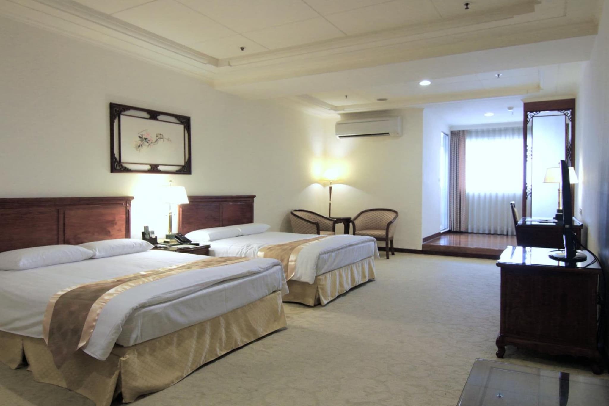 Hi-YES HOTEL TAOYUAN photo 9