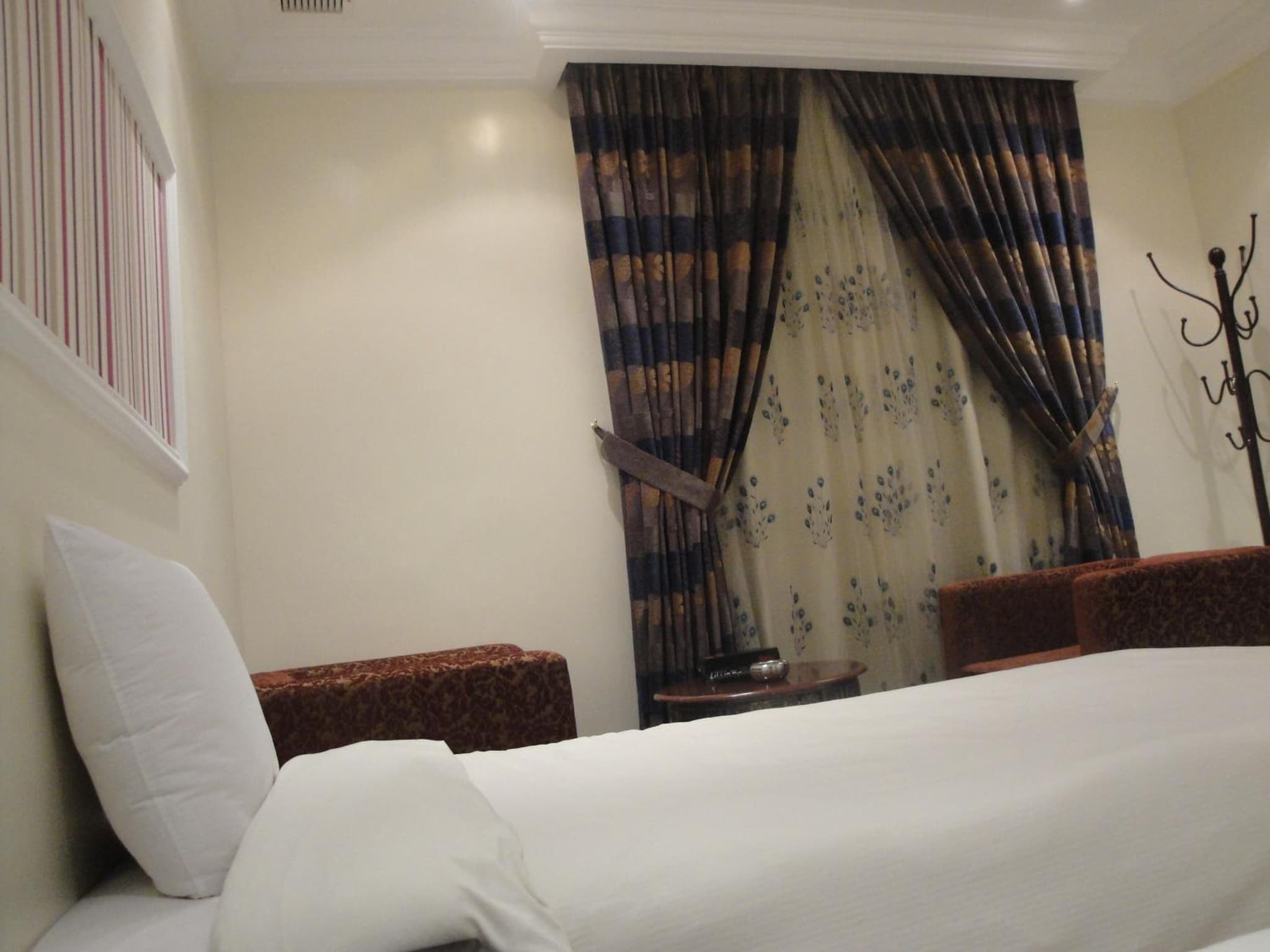 Marina Royal Hotel Suites photo 8