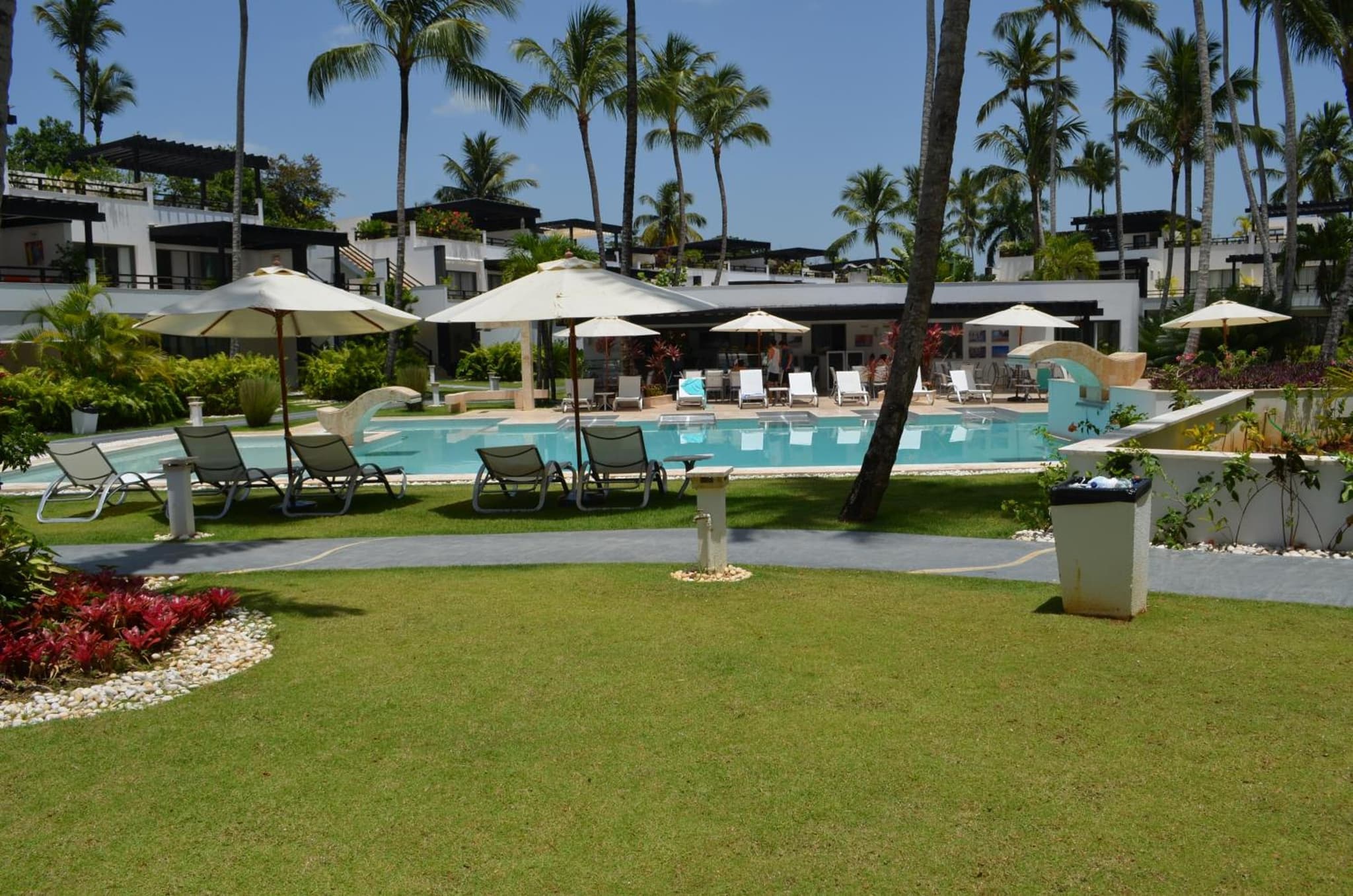 Aligio Beachfront Paradise photo 8