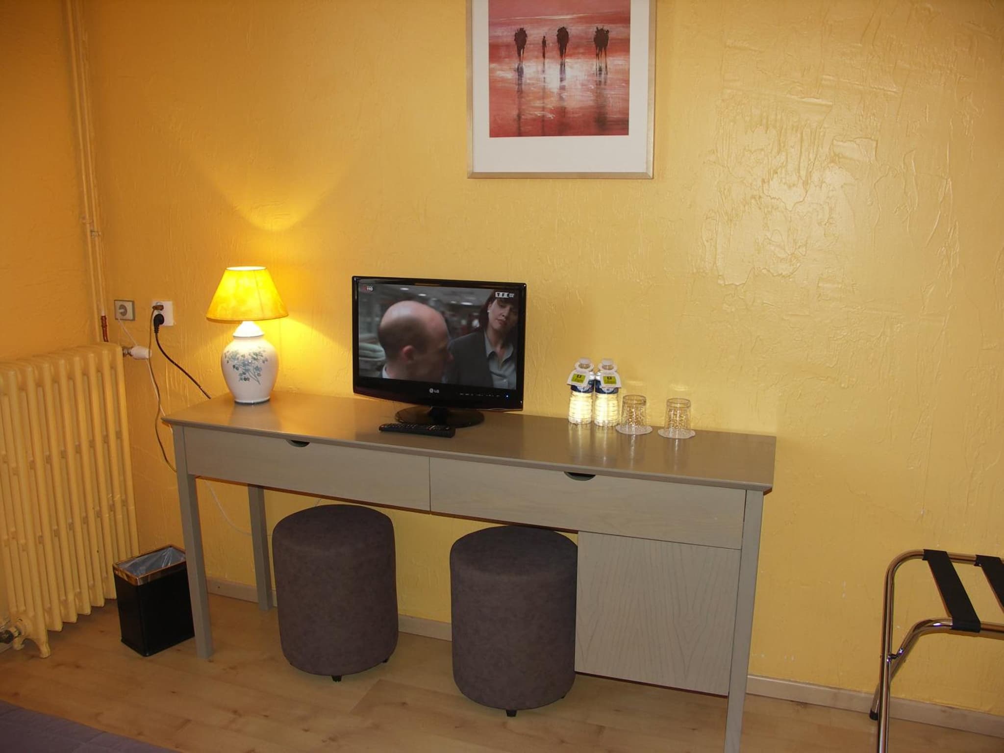 hotel room