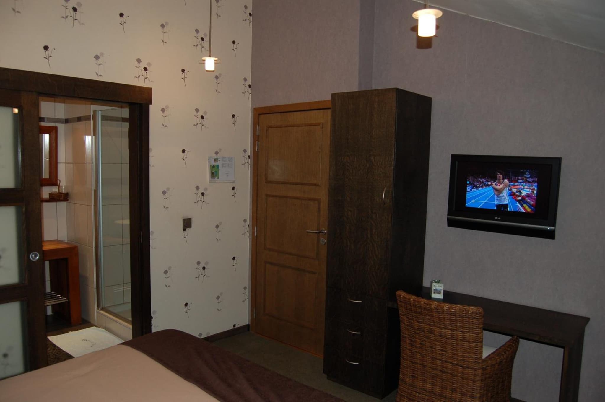 Sy Select place photo 5