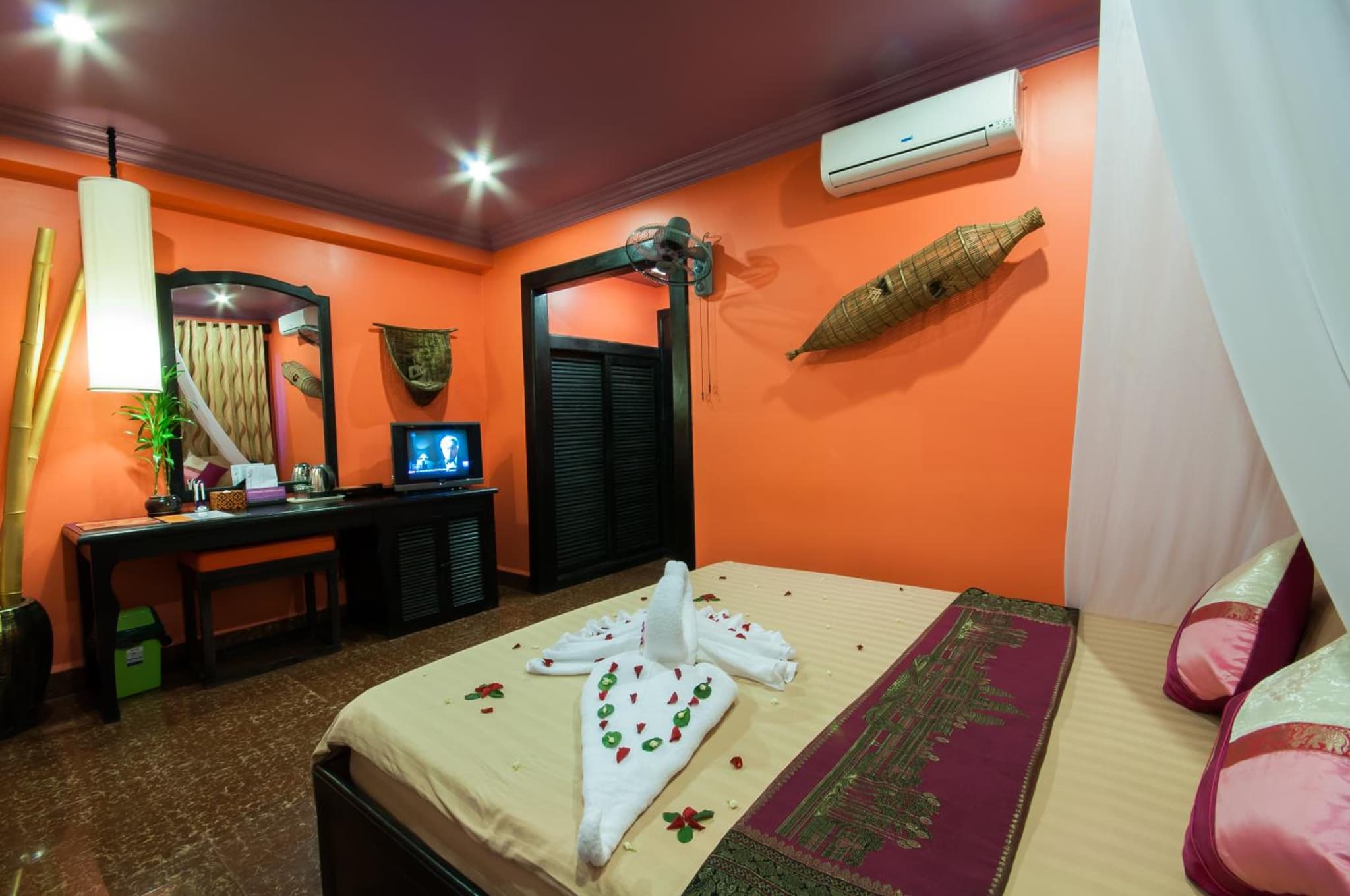 Golden Butterfly Villa photo 8